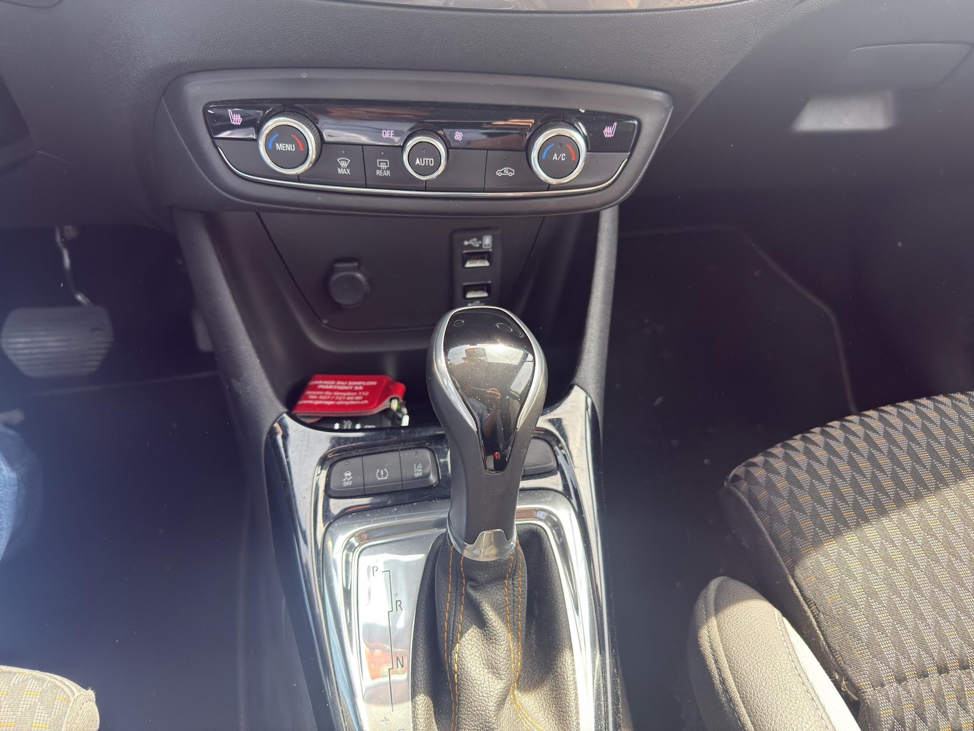 OPEL Crossland X 1.2 T Ultimate S/S-image-14