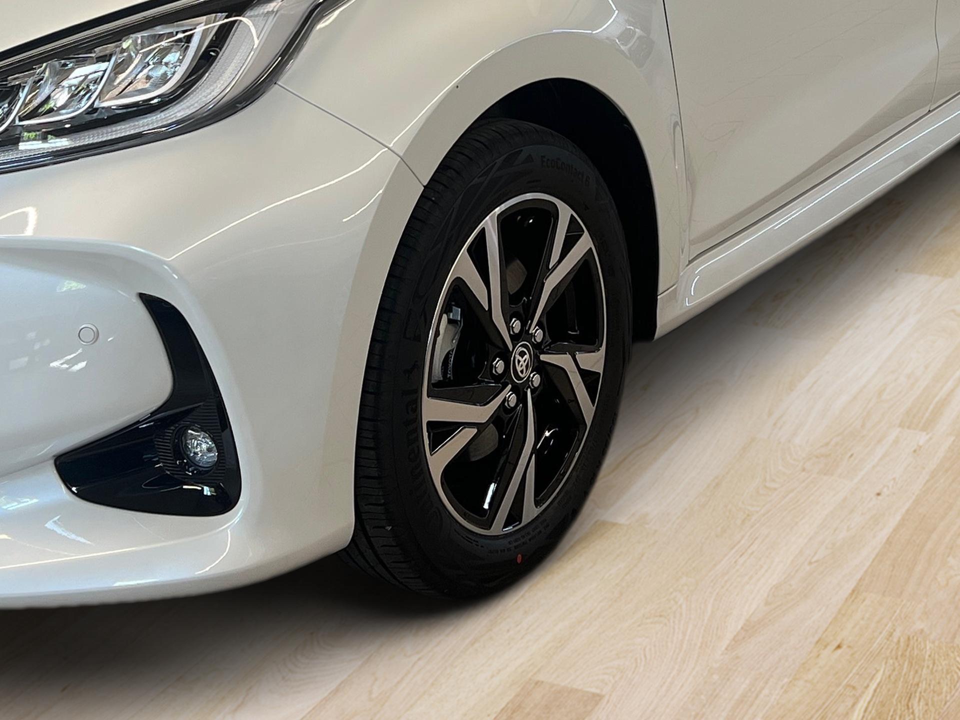 TOYOTA Yaris 1.5 Trend e-CVT-image-9