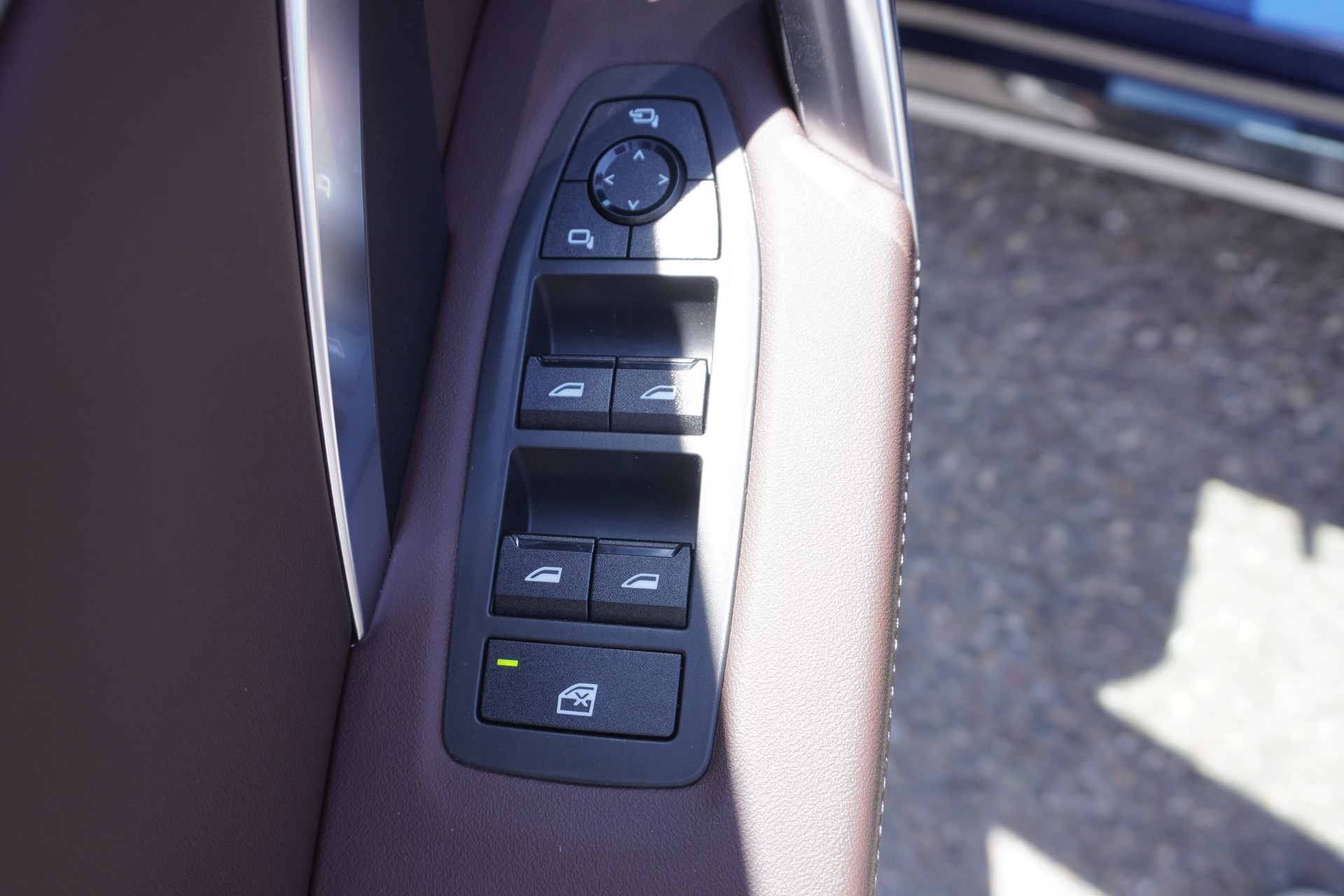 BMW iX1 xDrive 30 xLine-image-17