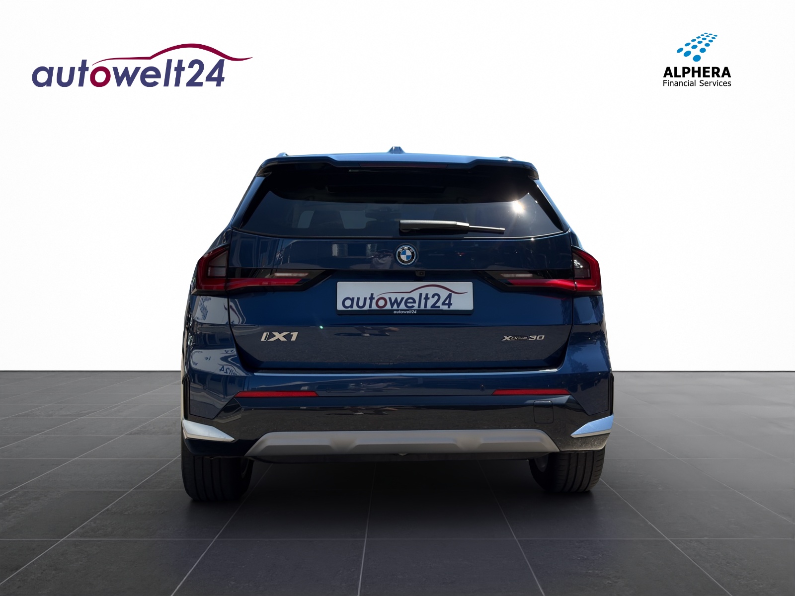 BMW iX1 xDrive 30 xLine-image-5
