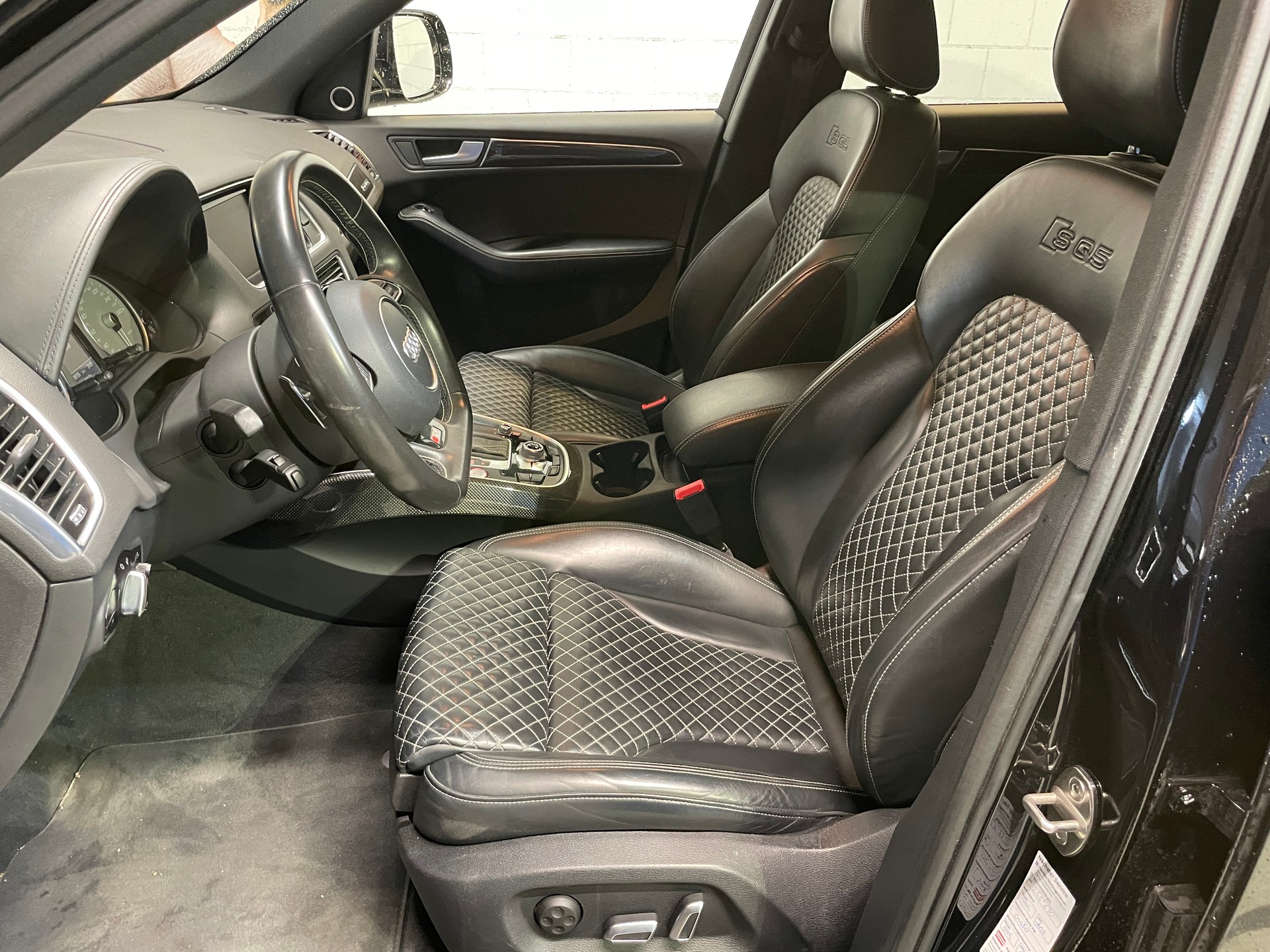 AUDI SQ5 3.0 TDI plus quattro tiptronic-image-12