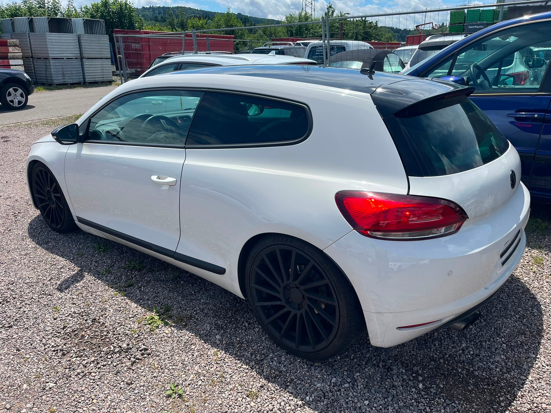VW Scirocco 1.4 TSI BlueMotion Technology-image-3