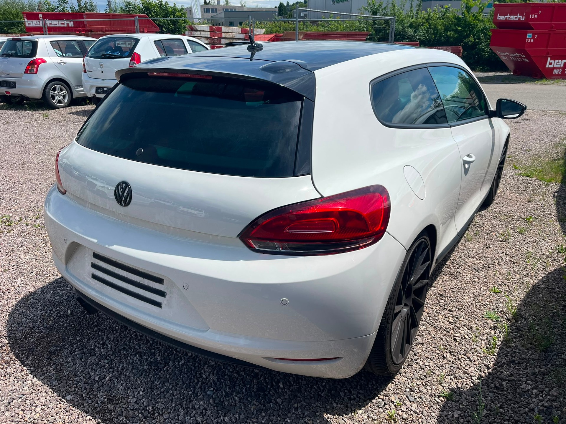 VW Scirocco 1.4 TSI BlueMotion Technology-image-2