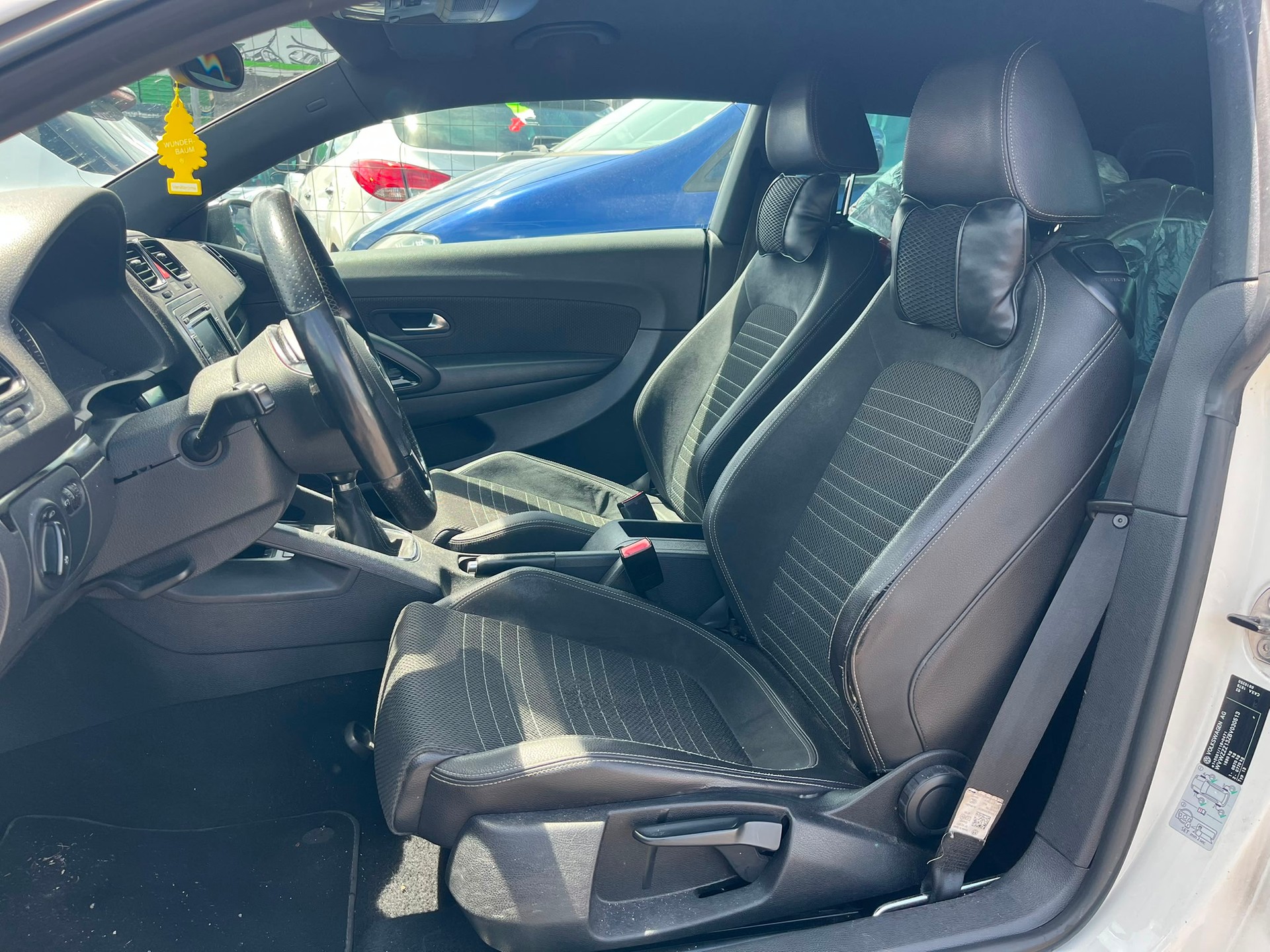 VW Scirocco 1.4 TSI BlueMotion Technology-image-5