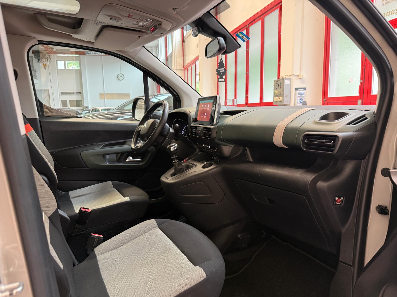 CITROEN Berlingo 1.5 BlueHDi Shine-image-22
