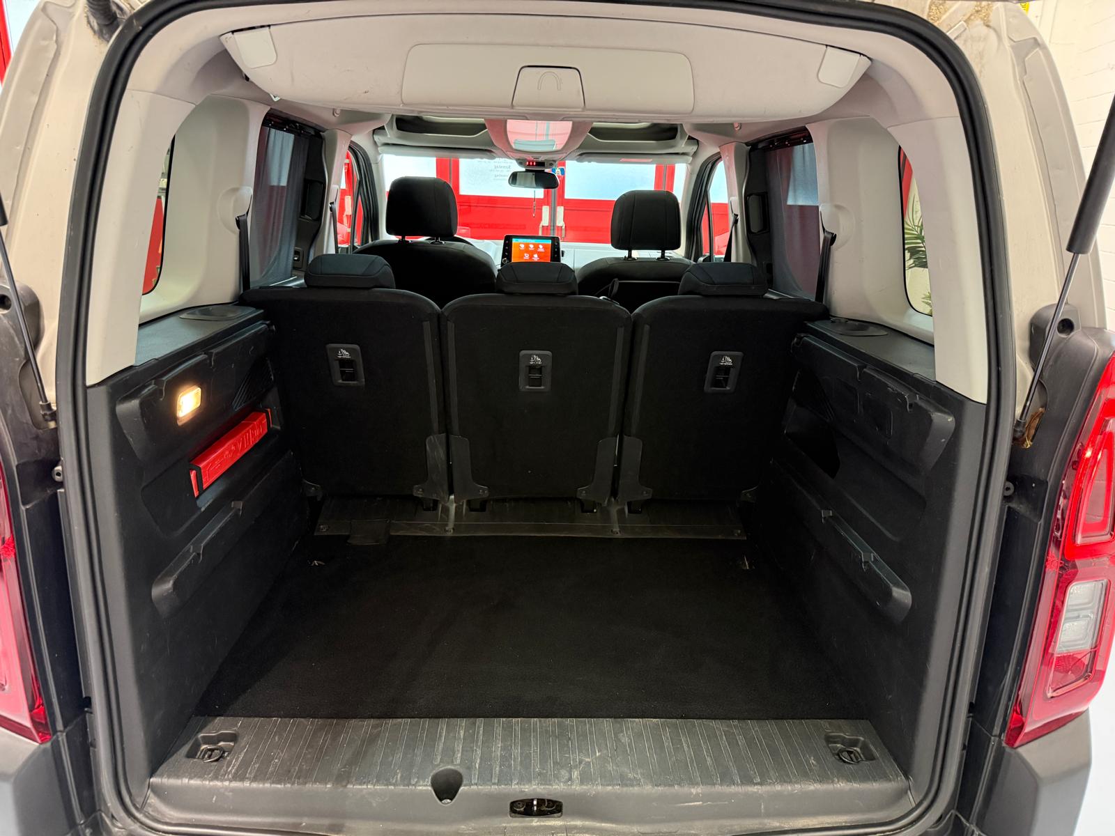 CITROEN Berlingo 1.5 BlueHDi Shine-image-18
