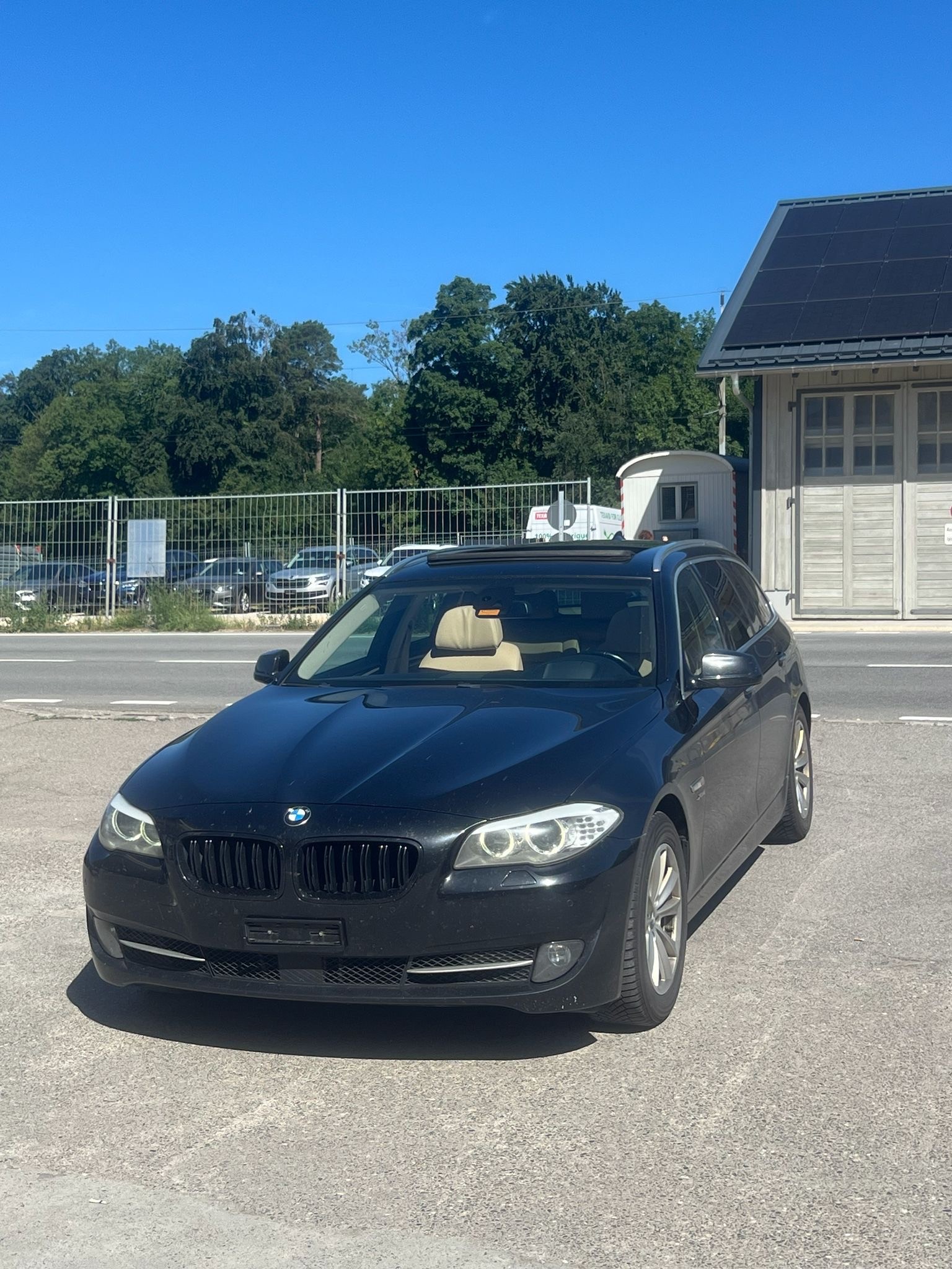 BMW 530d xDrive Touring Steptronic-image-1