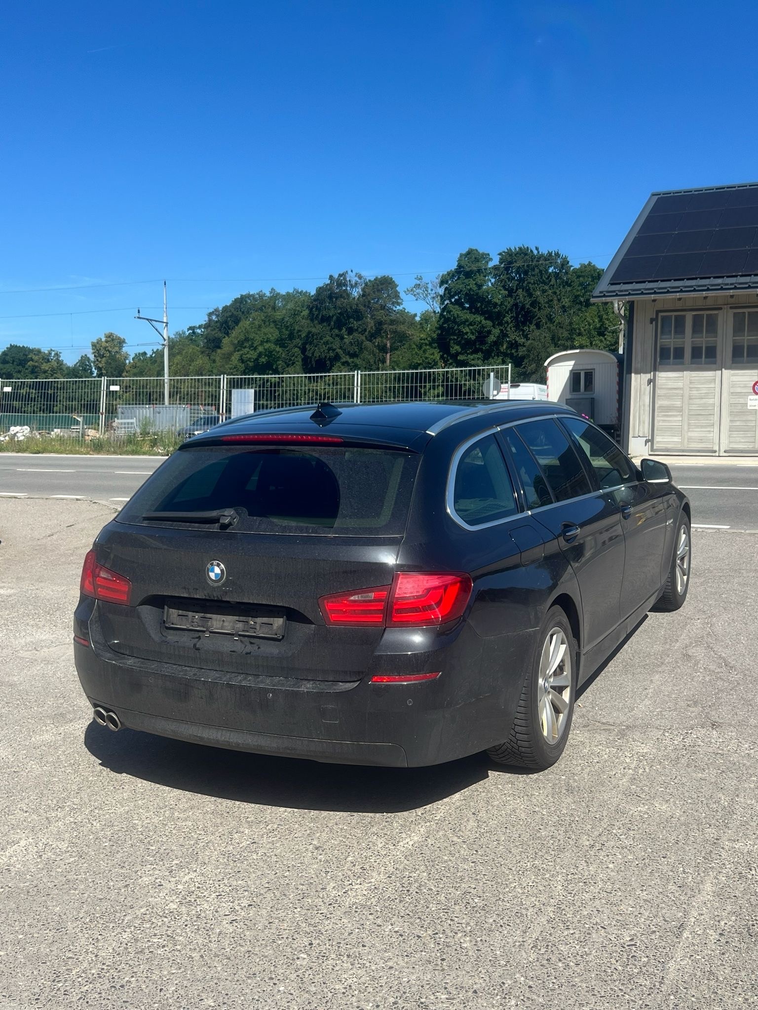 BMW 530d xDrive Touring Steptronic-image-3