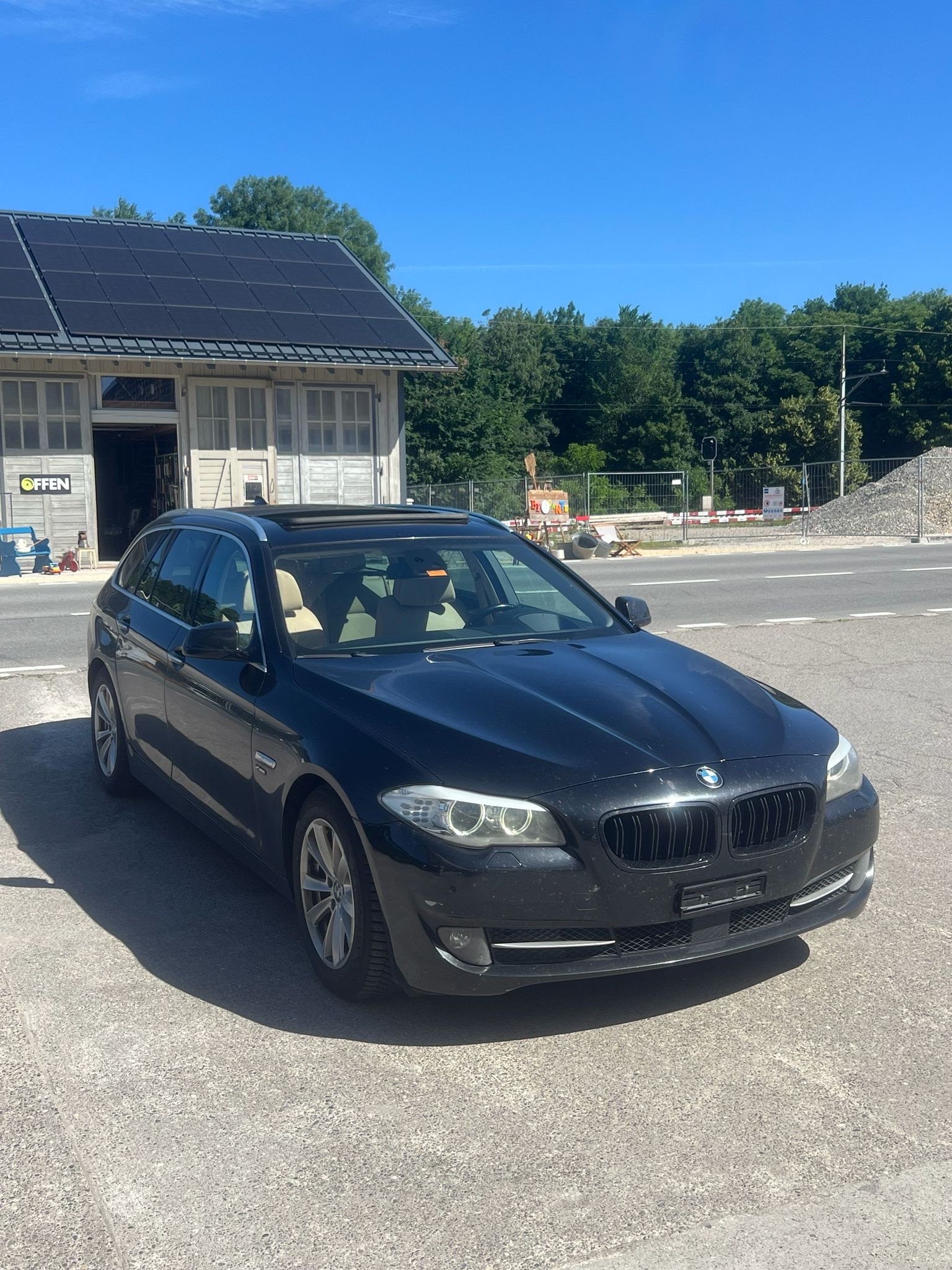 BMW 530d xDrive Touring Steptronic-image-2