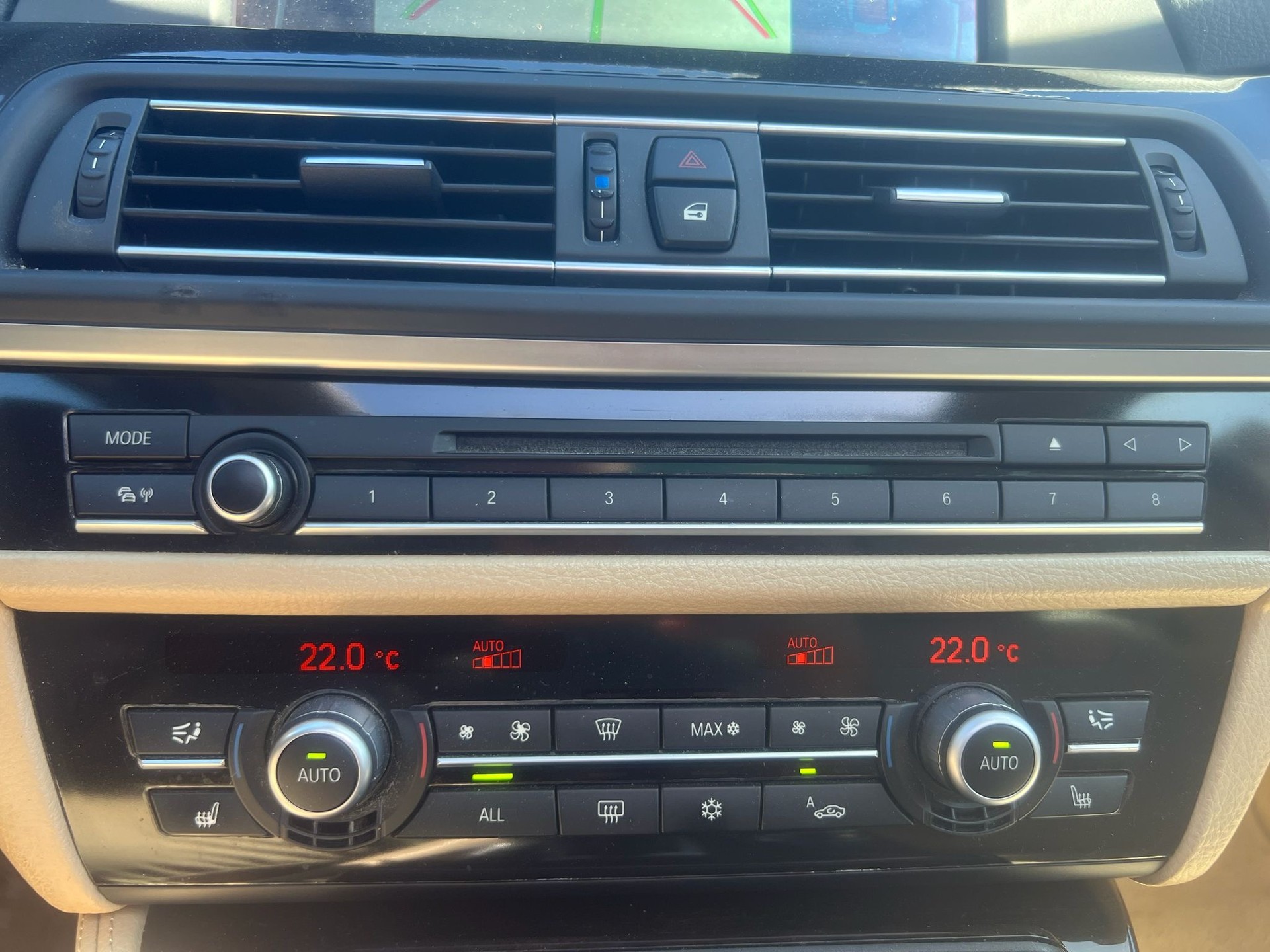 BMW 530d xDrive Touring Steptronic-image-10