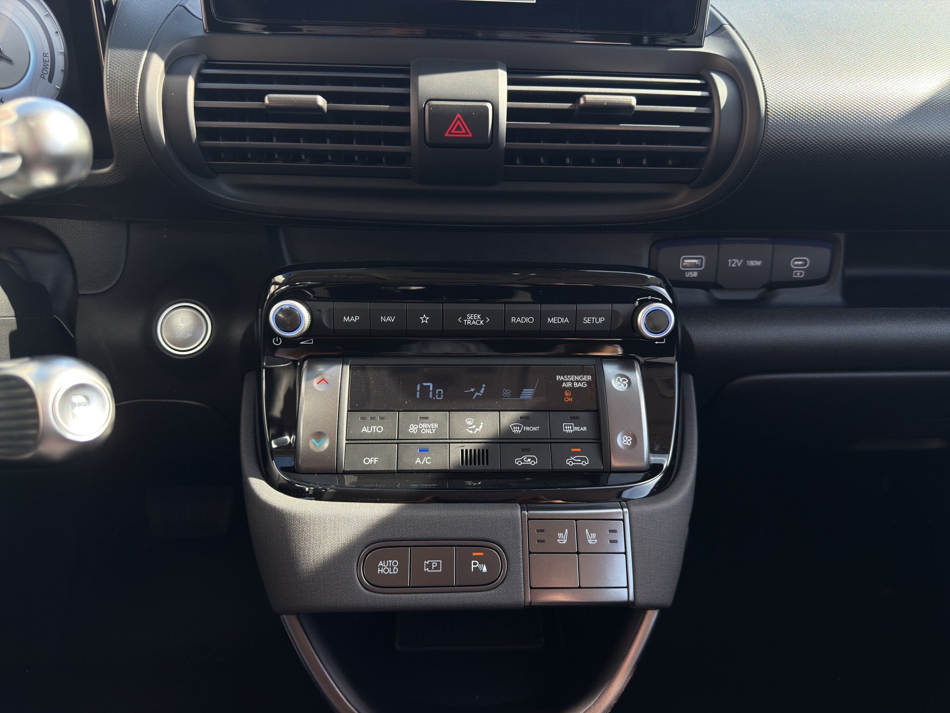 HYUNDAI Inster 49kWh Vertex-image-14