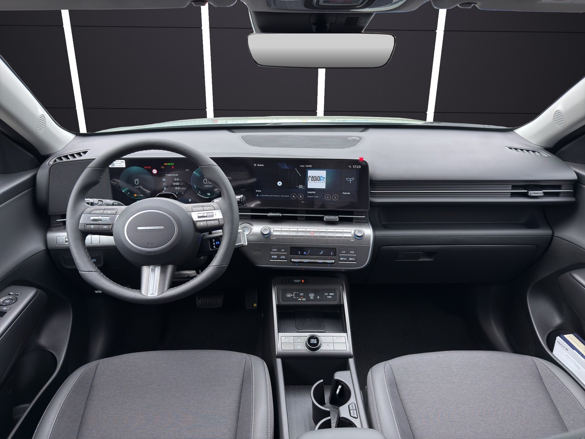 HYUNDAI Kona 1.6 GDi HEV Amplia DCT-image-8