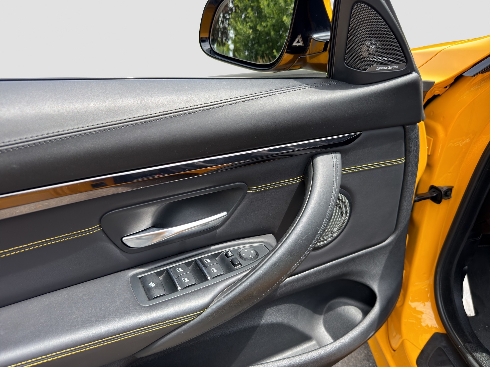 BMW M4 Cabriolet Competition DKG - 30 JAHRE EDITION-image-24