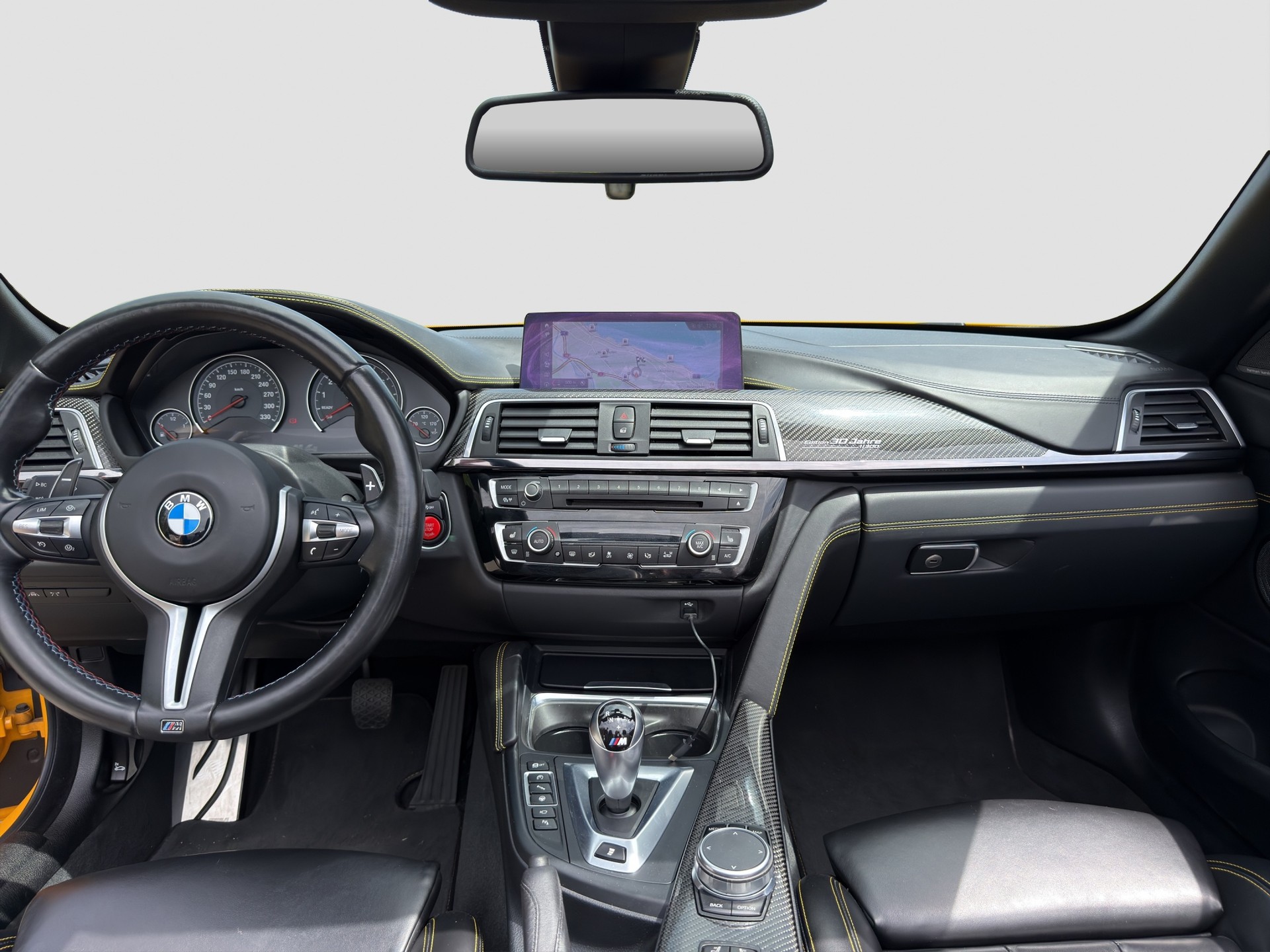 BMW M4 Cabriolet Competition DKG - 30 JAHRE EDITION-image-10
