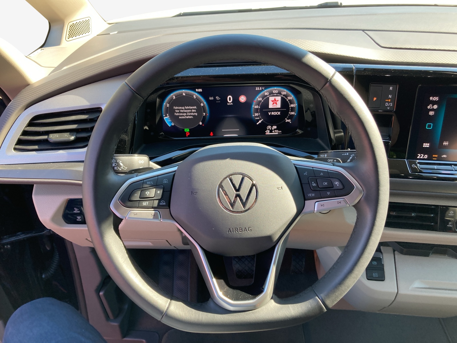 VW California 2.0 TSI Beach Tour-image-9