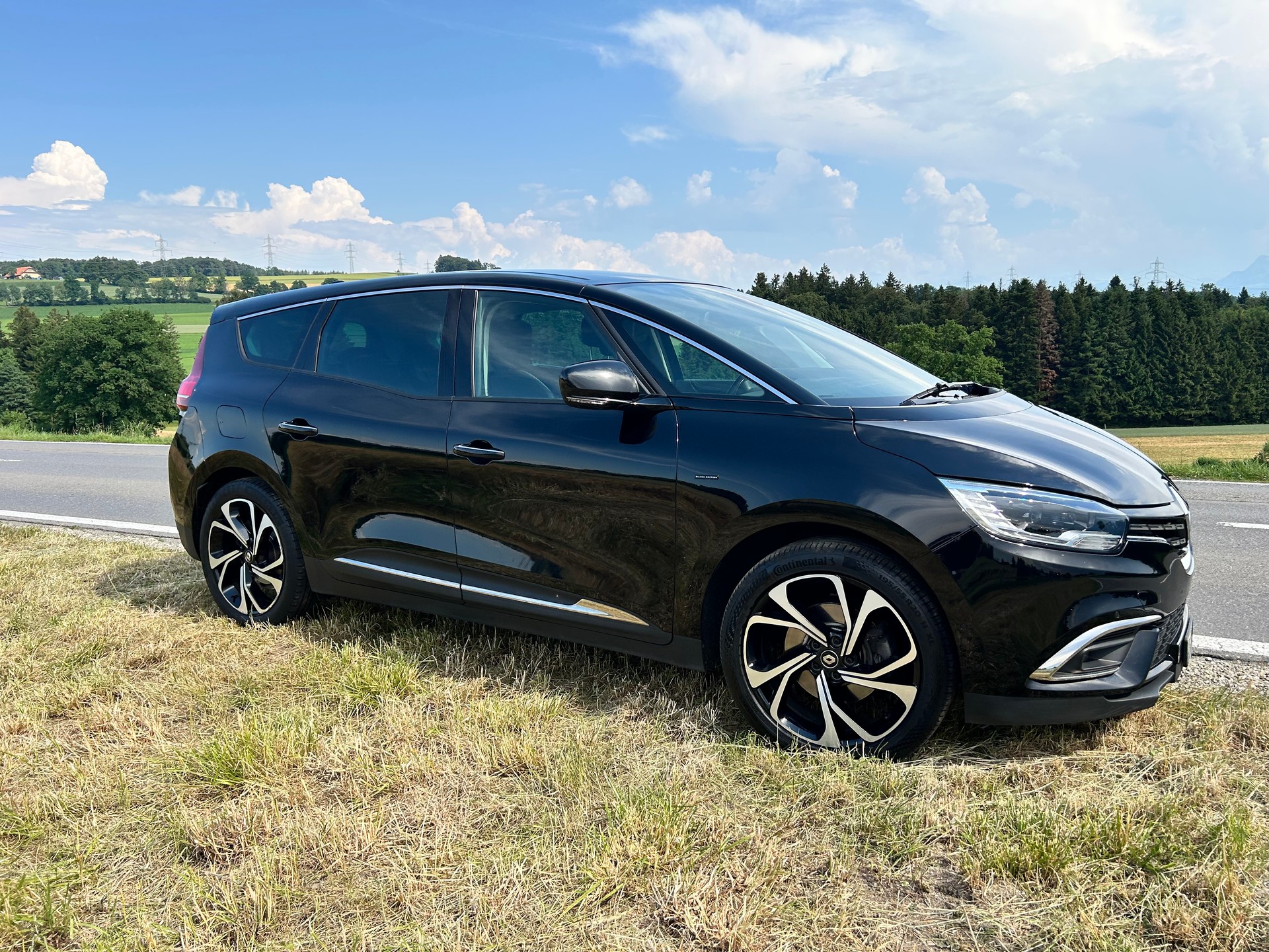RENAULT 1.3 TCe 160 Black Edition EDC-image-1