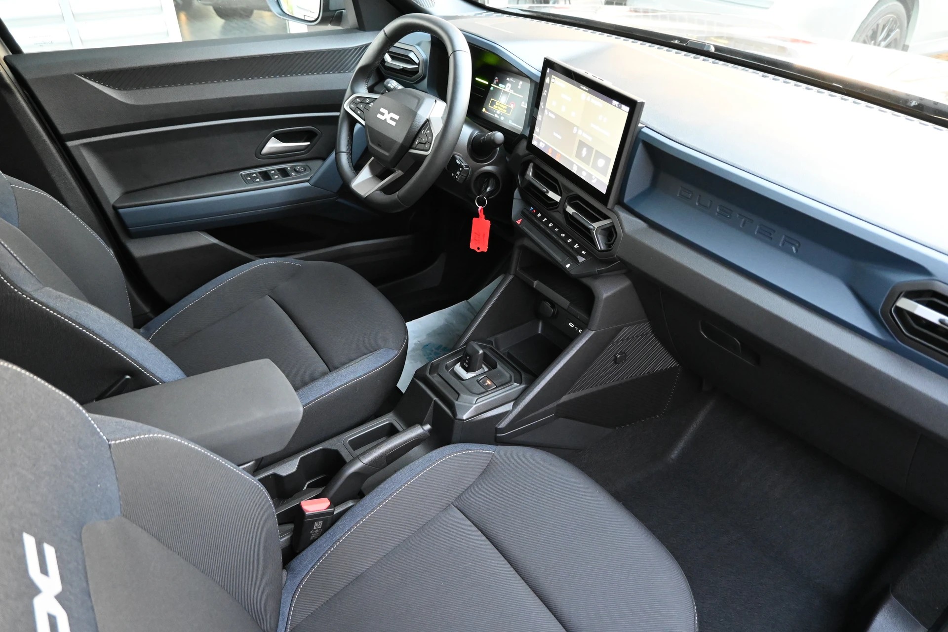DACIA Duster 1.6 HEV 140PS Expression Automat-image-10