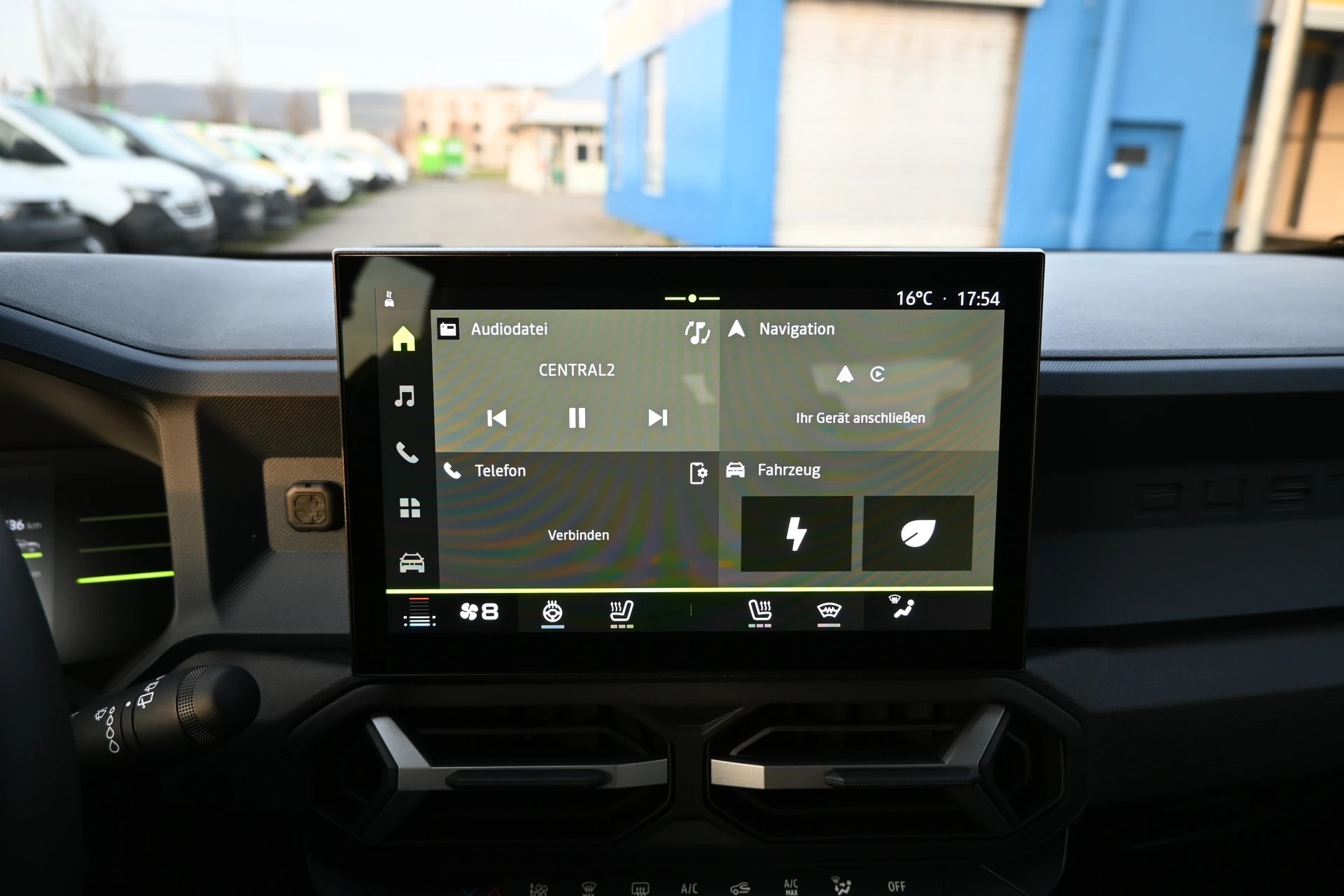DACIA Duster 1.6 HEV 140PS Expression Automat-image-28