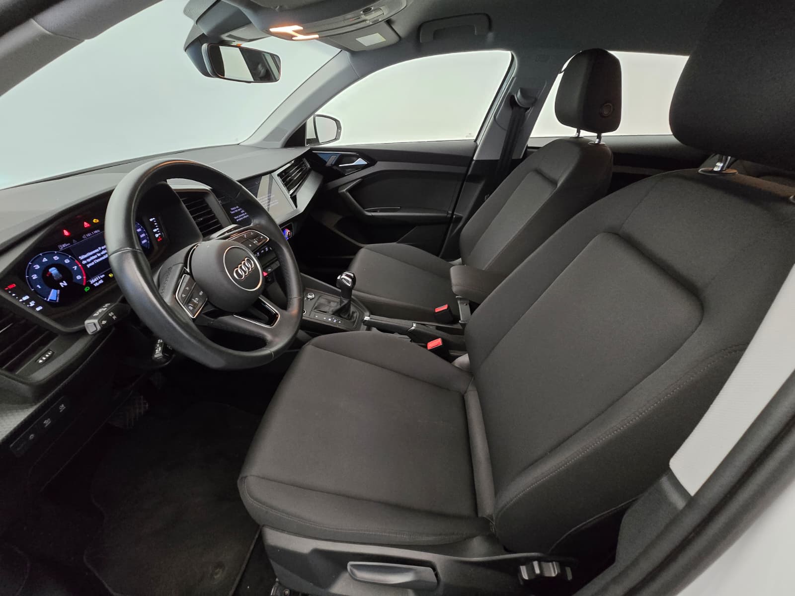 AUDI A1 Sportback 30 TFSI Attraction S-tronic-image-11