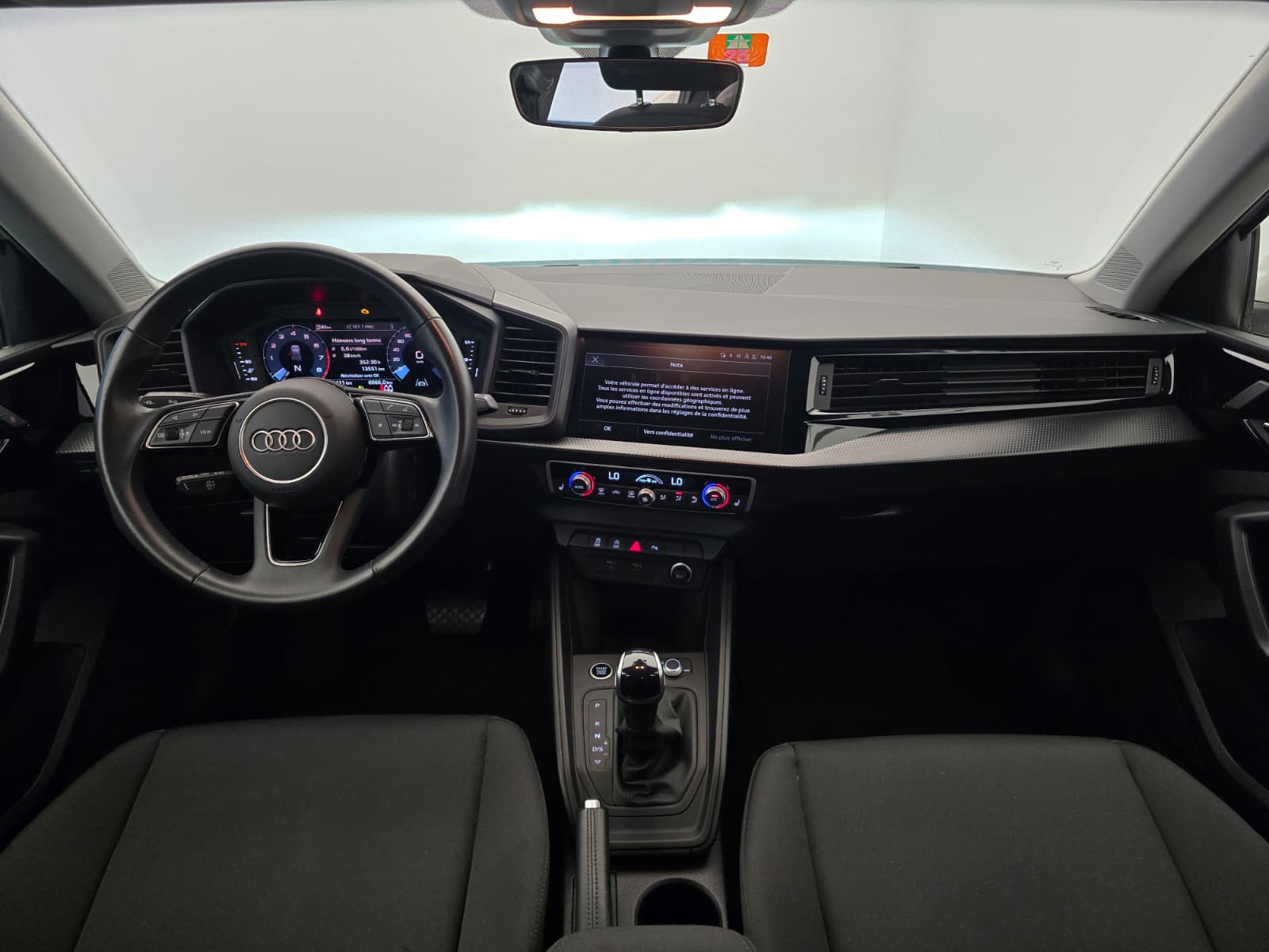 AUDI A1 Sportback 30 TFSI Attraction S-tronic-image-9