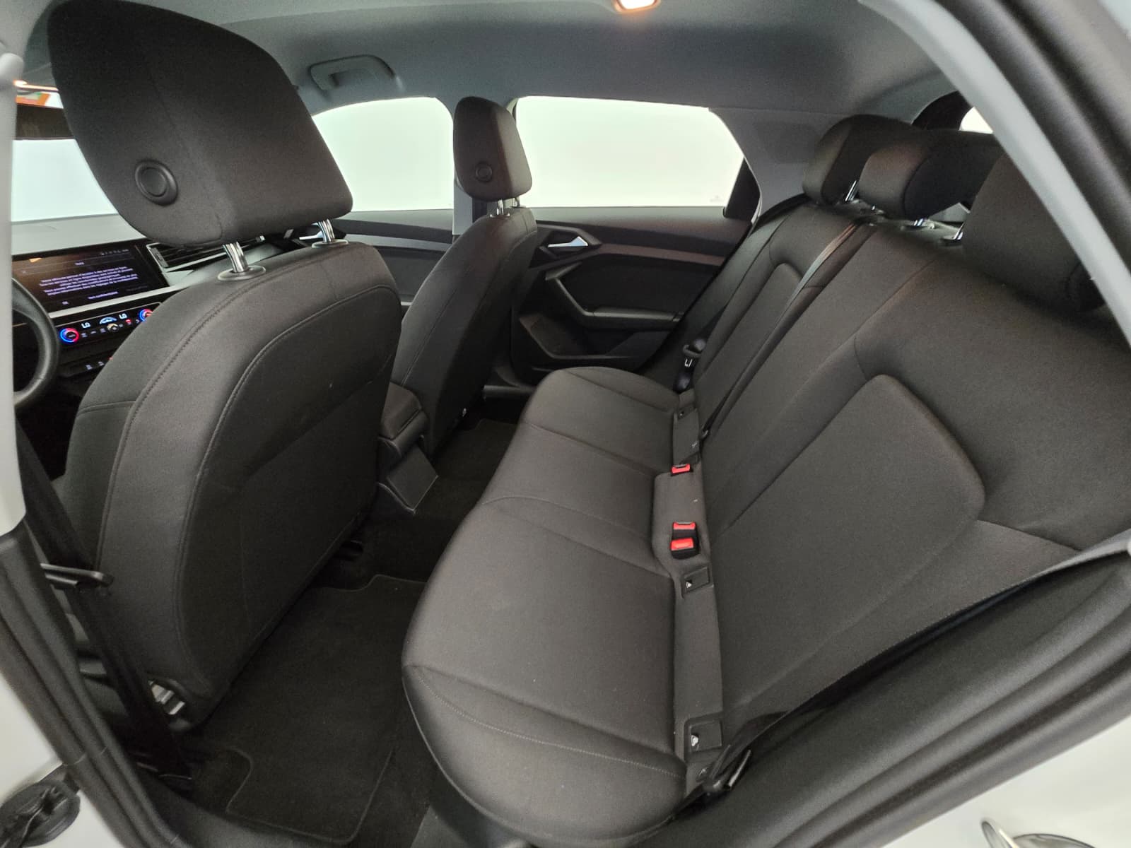 AUDI A1 Sportback 30 TFSI Attraction S-tronic-image-13