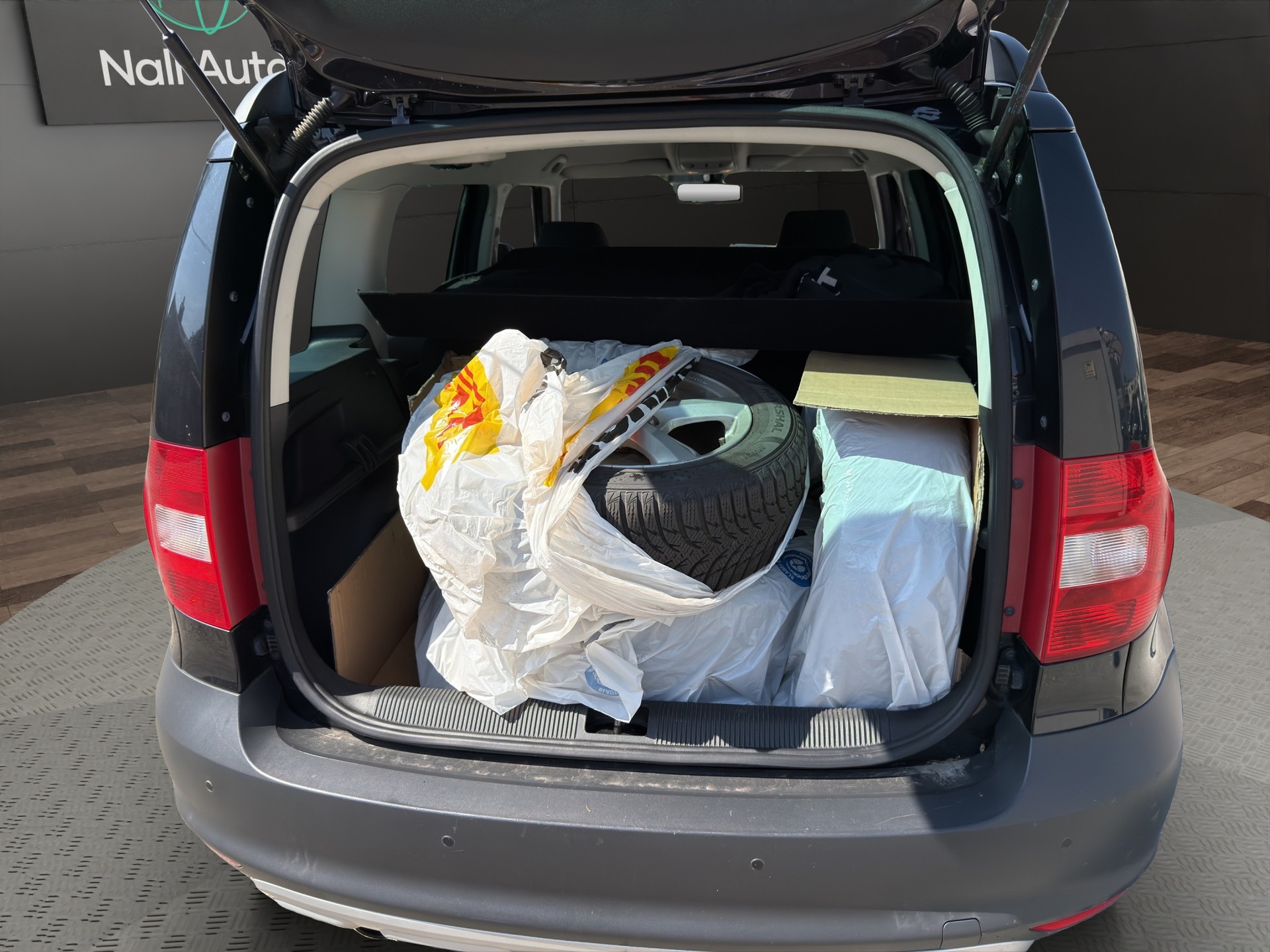SKODA Yeti 1.8 TSI Ambition 4x4-image-13