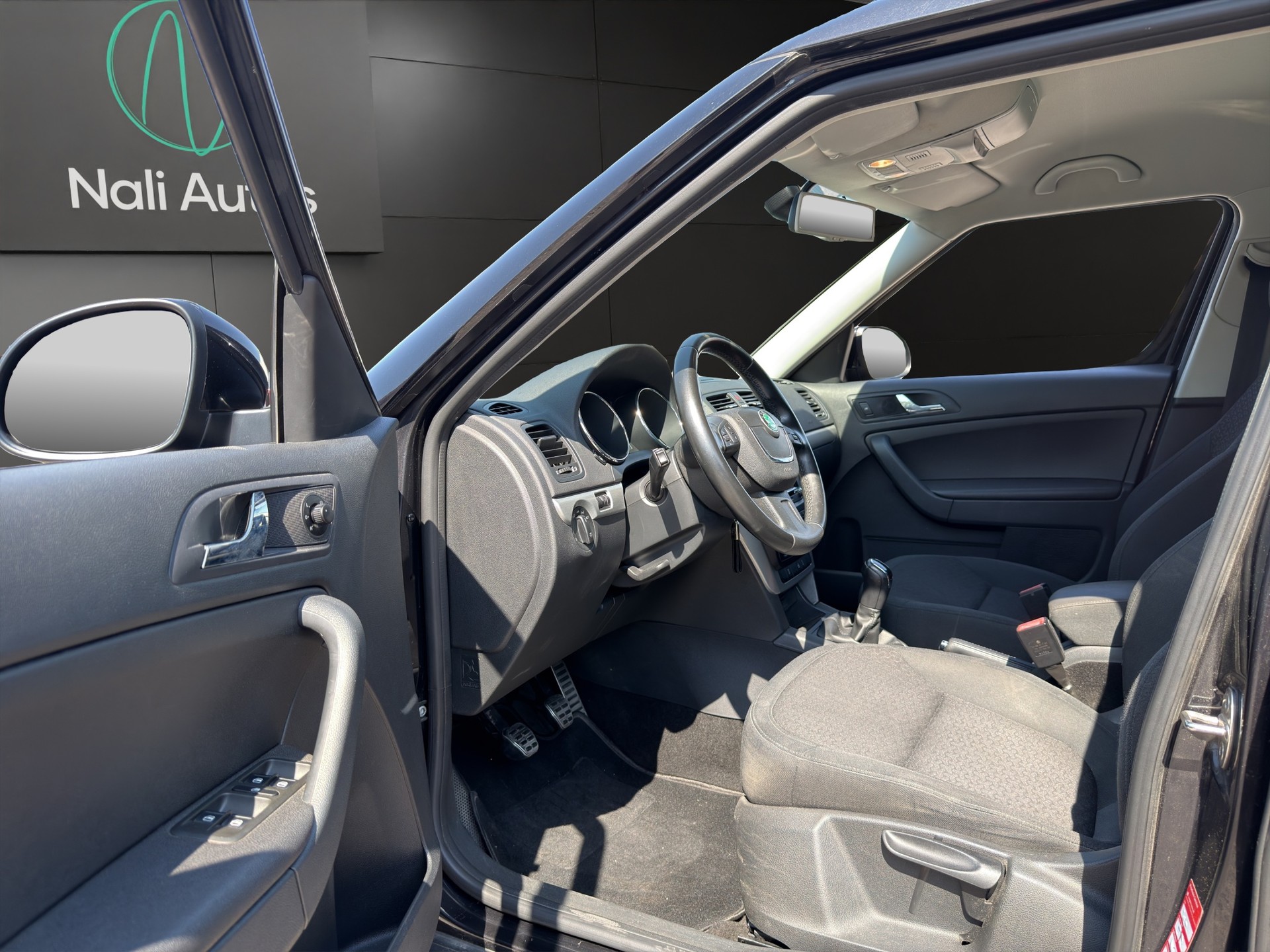 SKODA Yeti 1.8 TSI Ambition 4x4-image-9