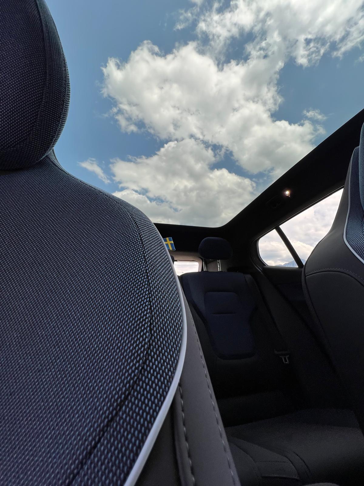 VOLVO EX30 E60 Twin Ultra Performance AWD-image-15
