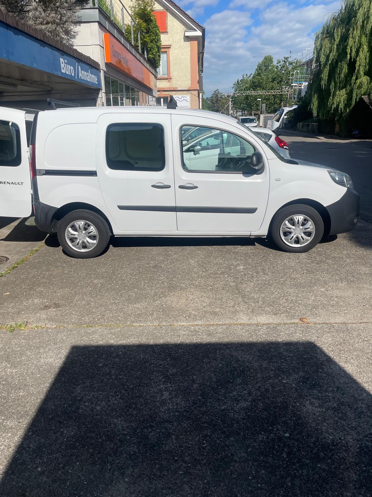 RENAULT 1.5 dCi 75 Business-image-2