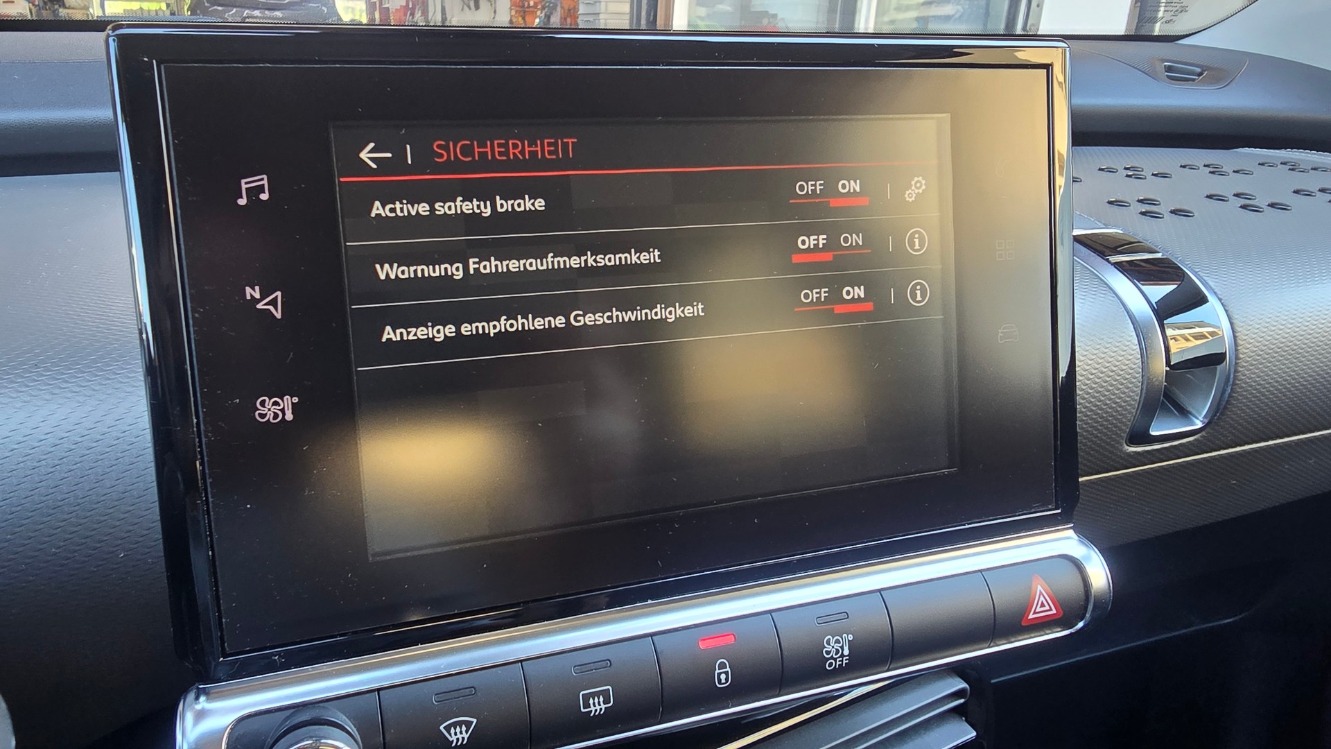 CITROEN C4 Cactus 1.2 Pure Tech Shine EAT6, Zahnriemen neu, Automat-image-20