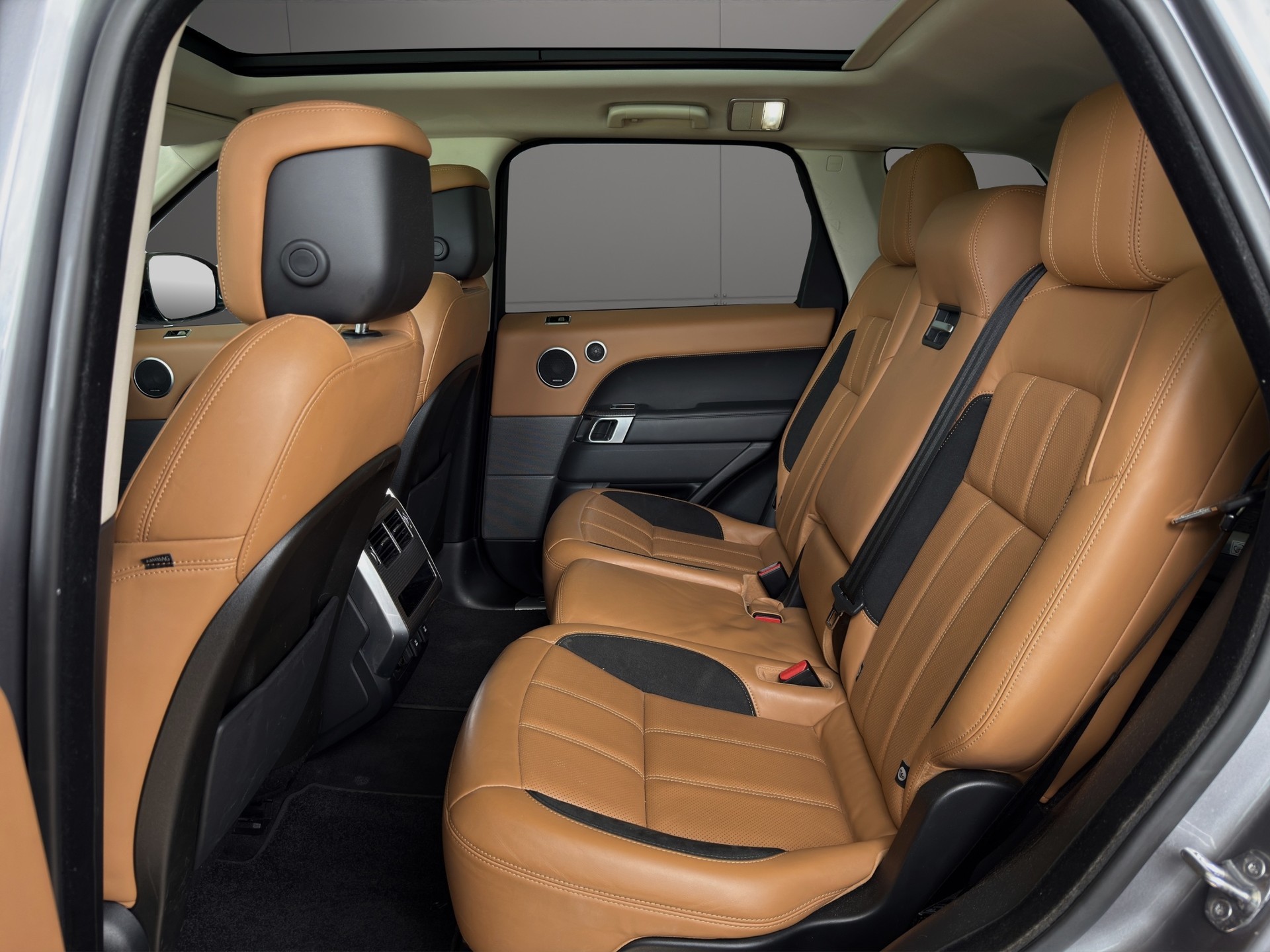 LAND ROVER Range Rover Sport 3.0 SDV6 HSE Dynamic Automatic-image-7