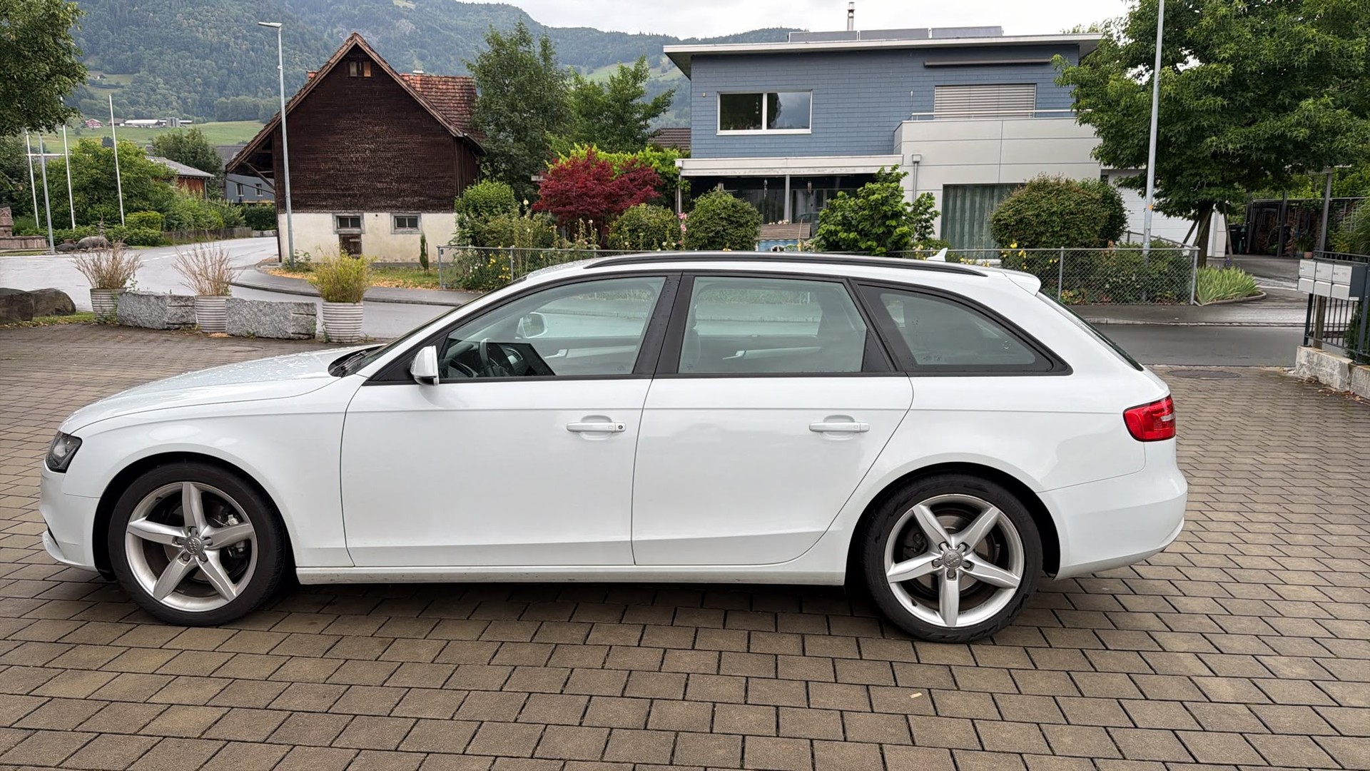 AUDI 2.0 TDI 143-image-0