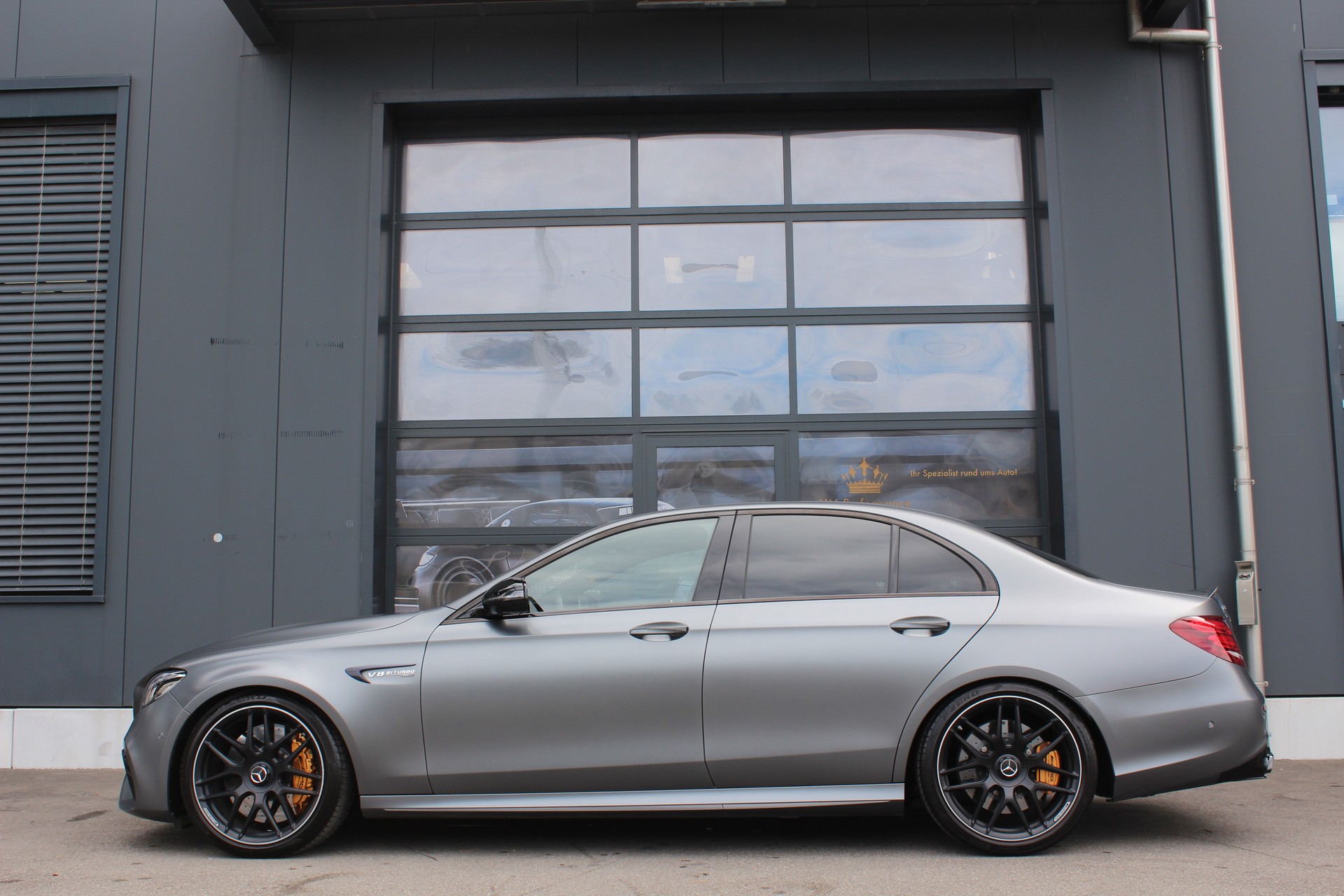 MERCEDES-BENZ E 63 AMG S 4Matic Speedshift MCT-image-2