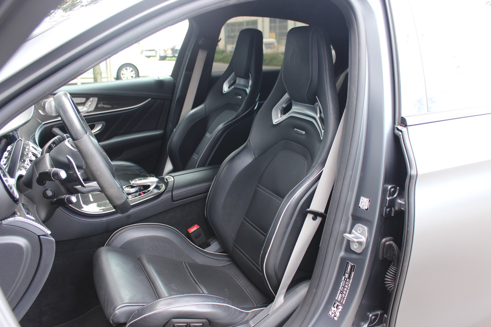 MERCEDES-BENZ E 63 AMG S 4Matic Speedshift MCT-image-8