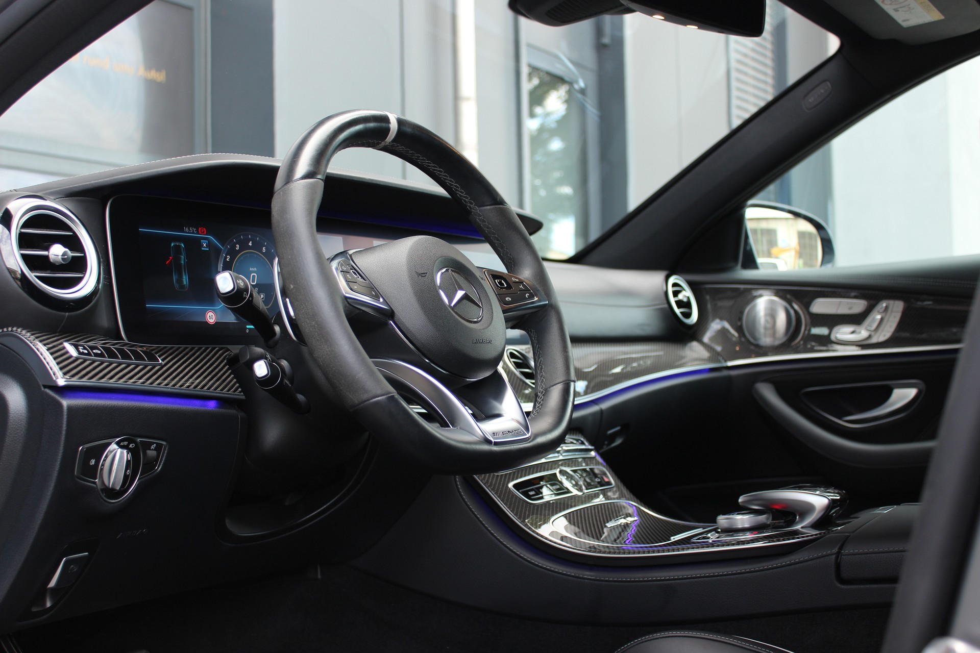 MERCEDES-BENZ E 63 AMG S 4Matic Speedshift MCT-image-5