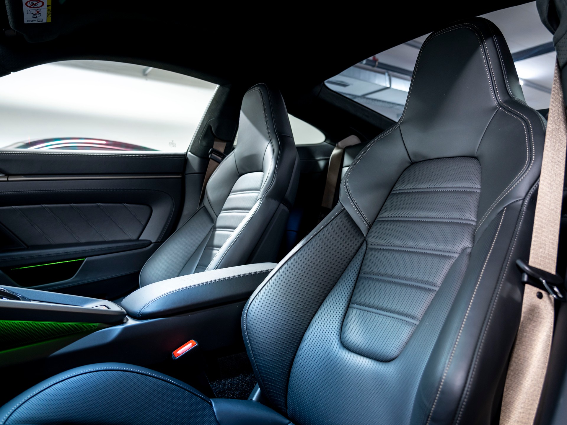 PORSCHE 911 Turbo 50 Jahre-image-15