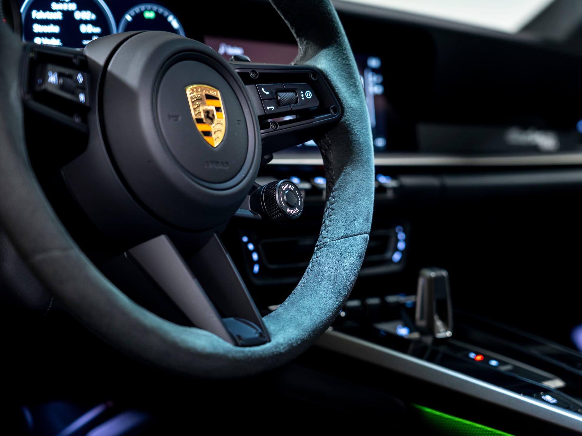 PORSCHE 911 Turbo 50 Jahre-image-14