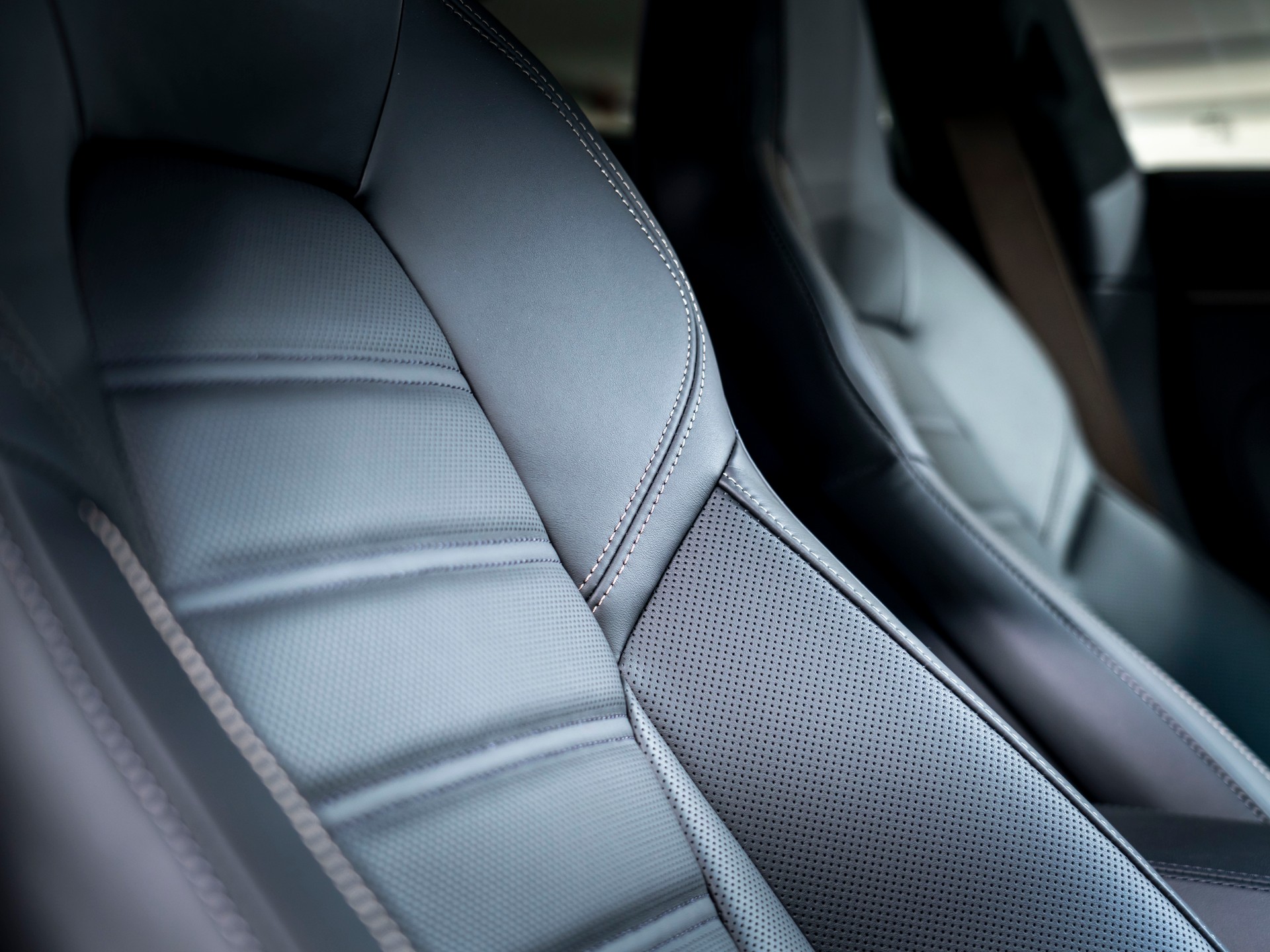 PORSCHE 911 Turbo 50 Jahre-image-16