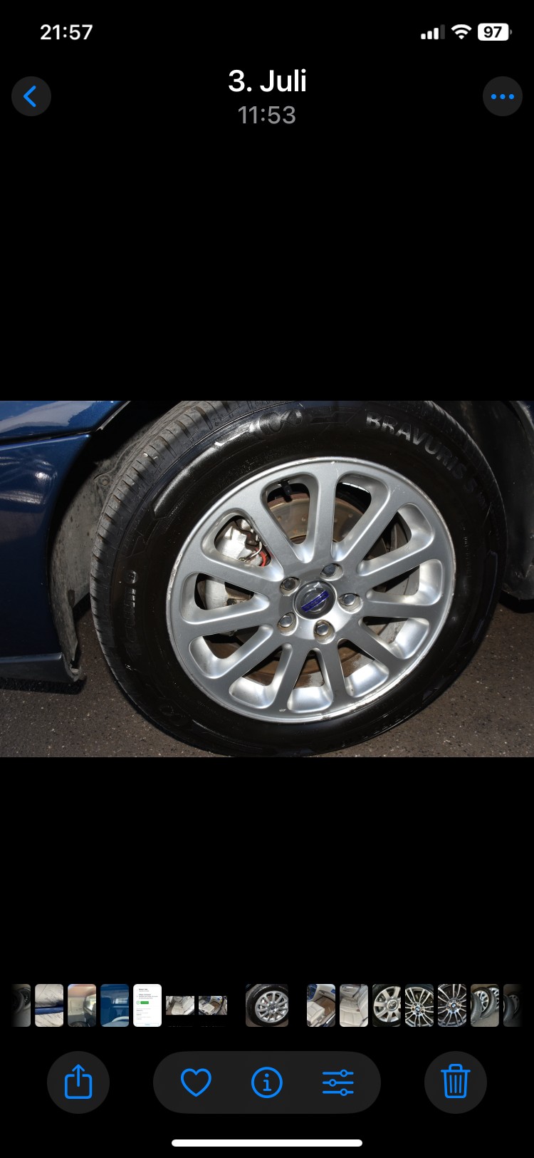 VOLVO V70 2.4-image-10