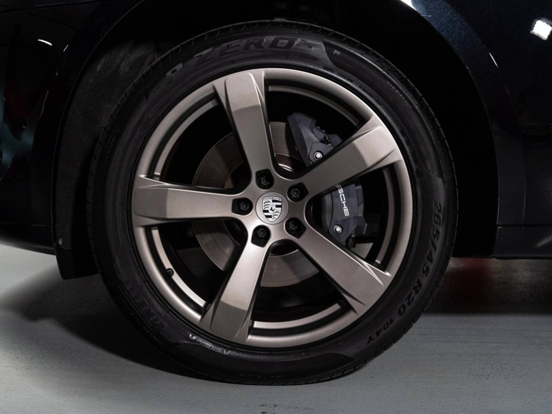 PORSCHE Macan (MY23)-image-18