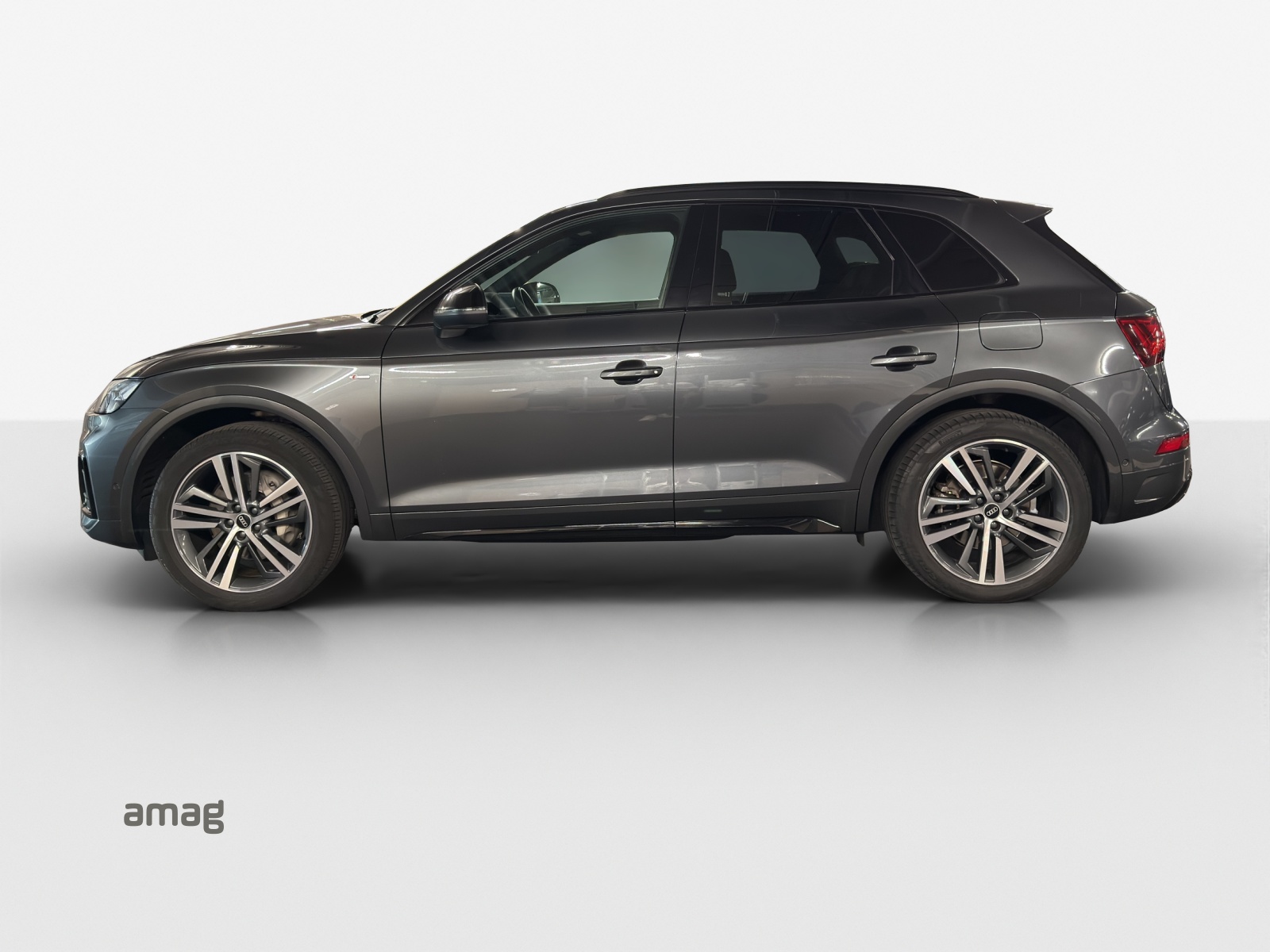 AUDI Q5 50 TFSI e PHEV S line quattro S-tronic-image-1