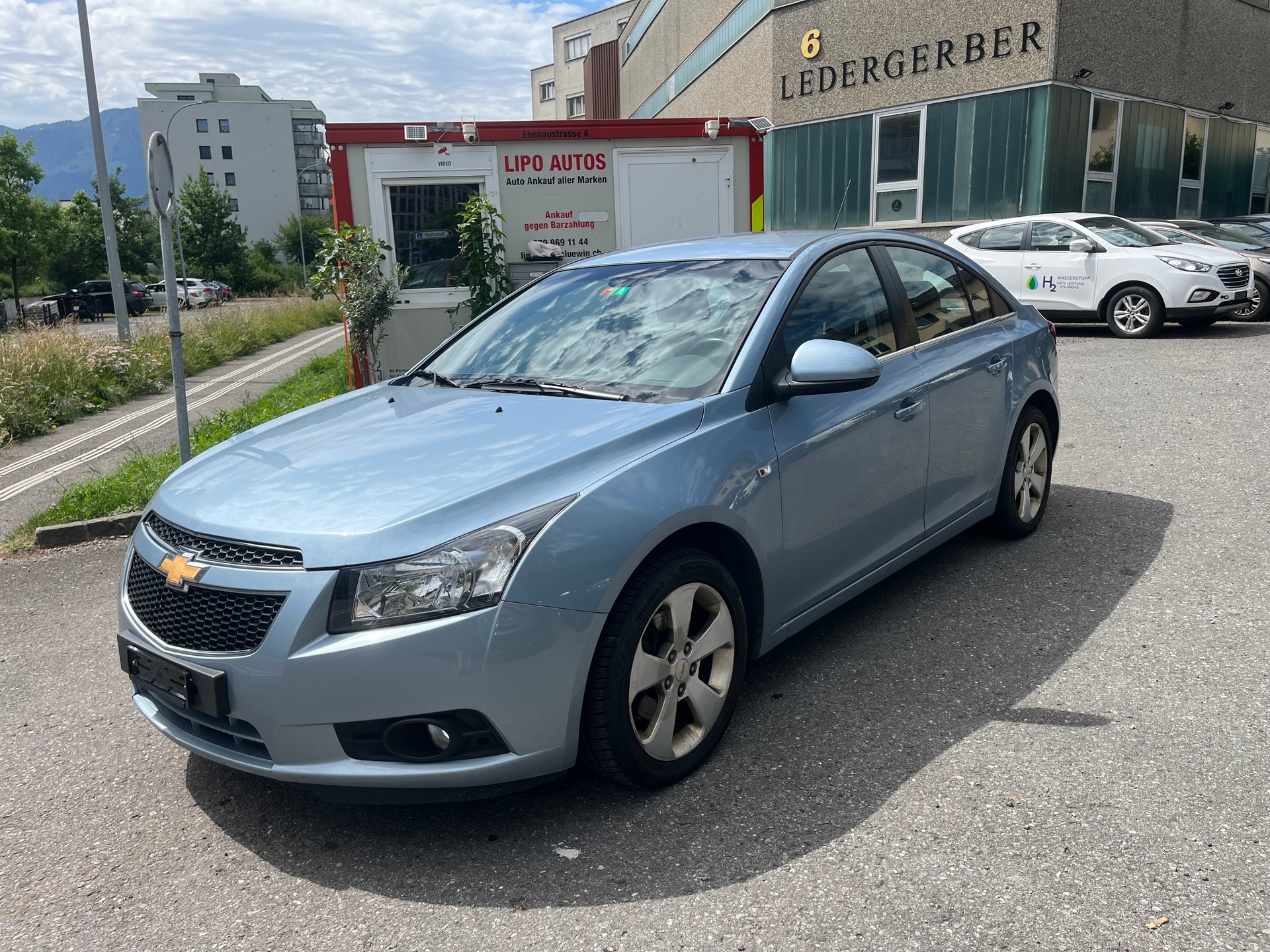 CHEVROLET Cruze 2.0 VCDi LT-image-1