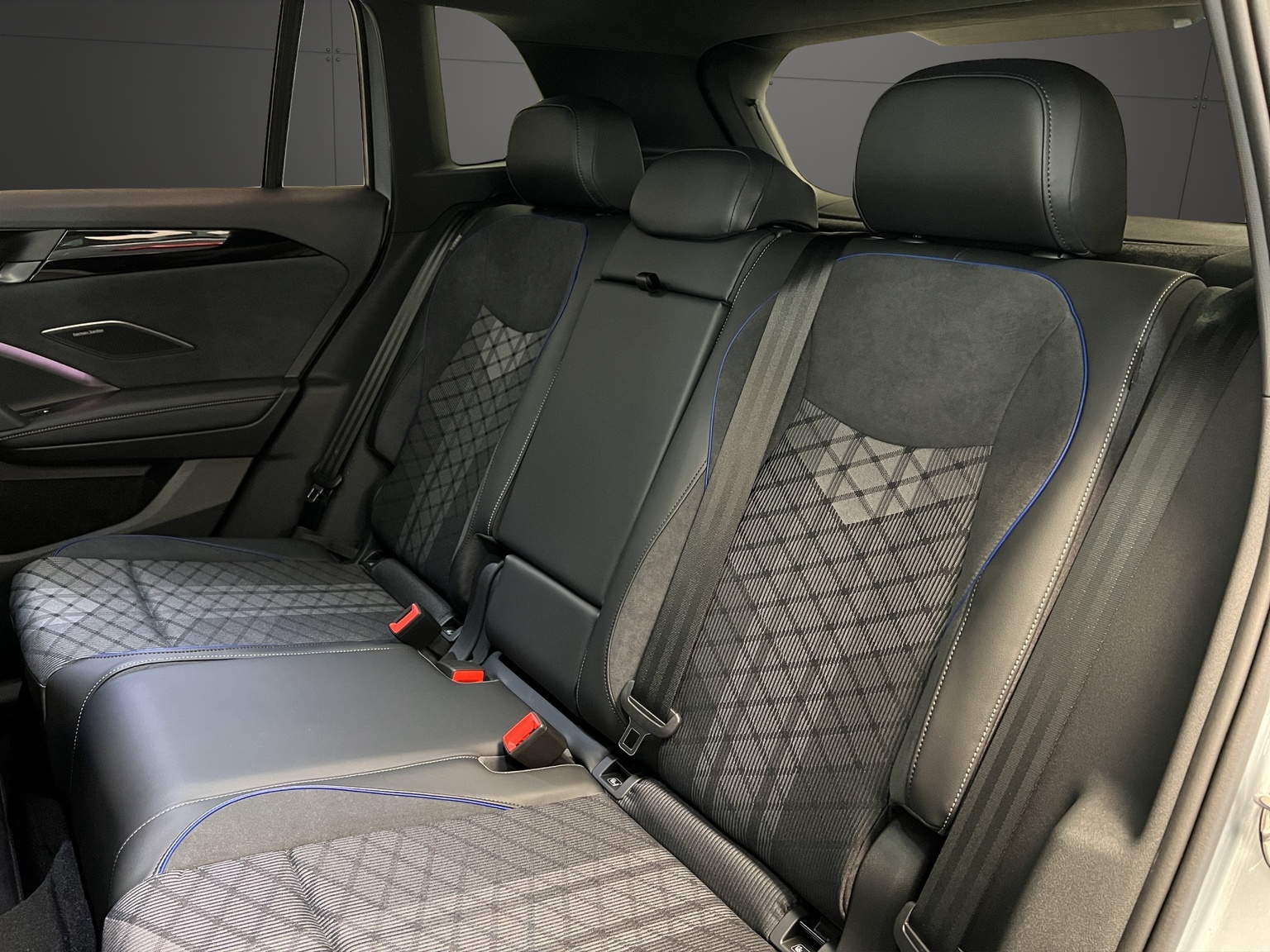 VW Tiguan 1.5 TSI evo2 eHybrid R-Line DSG-image-7