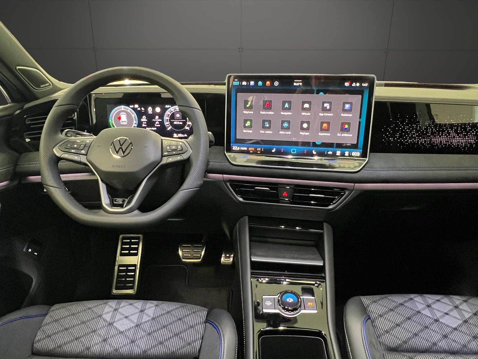 VW Tiguan 1.5 TSI evo2 eHybrid R-Line DSG-image-8