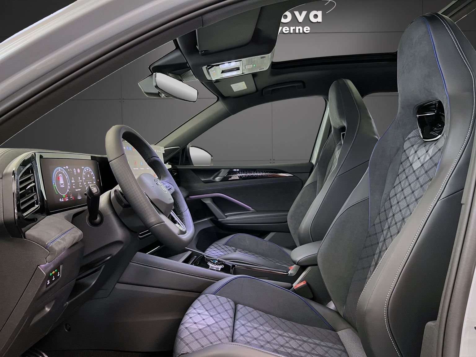 VW Tiguan 1.5 TSI evo2 eHybrid R-Line DSG-image-4