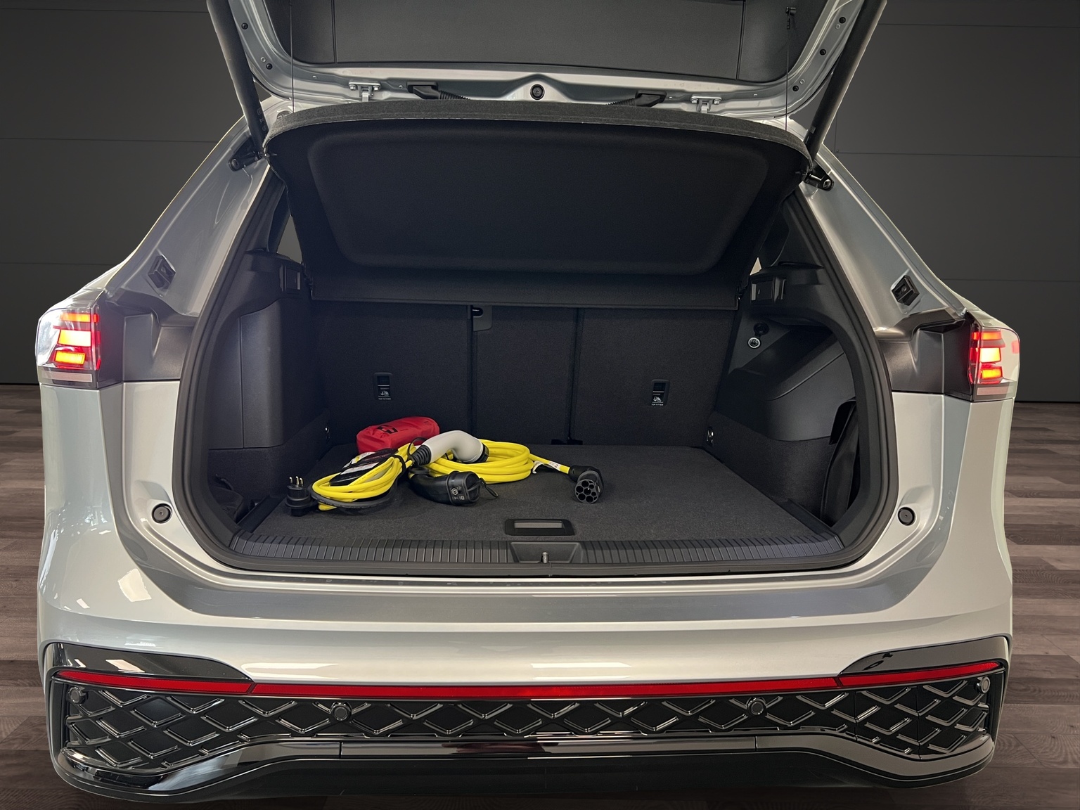 VW Tiguan 1.5 TSI evo2 eHybrid R-Line DSG-image-11