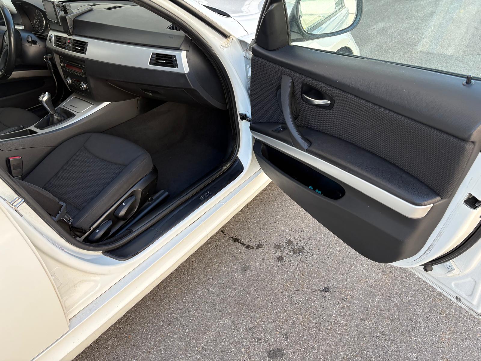 BMW 318i Touring ( MFK 08.07.2026 )-image-9