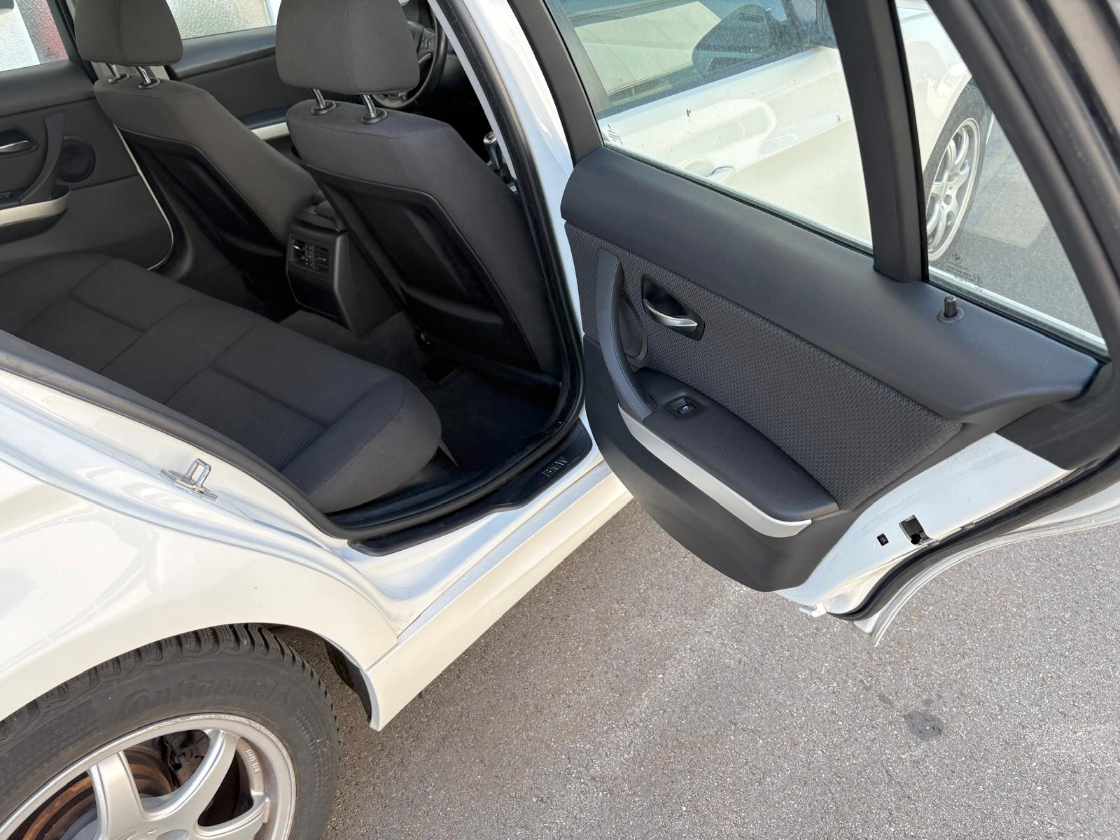 BMW 318i Touring ( MFK 08.07.2026 )-image-10