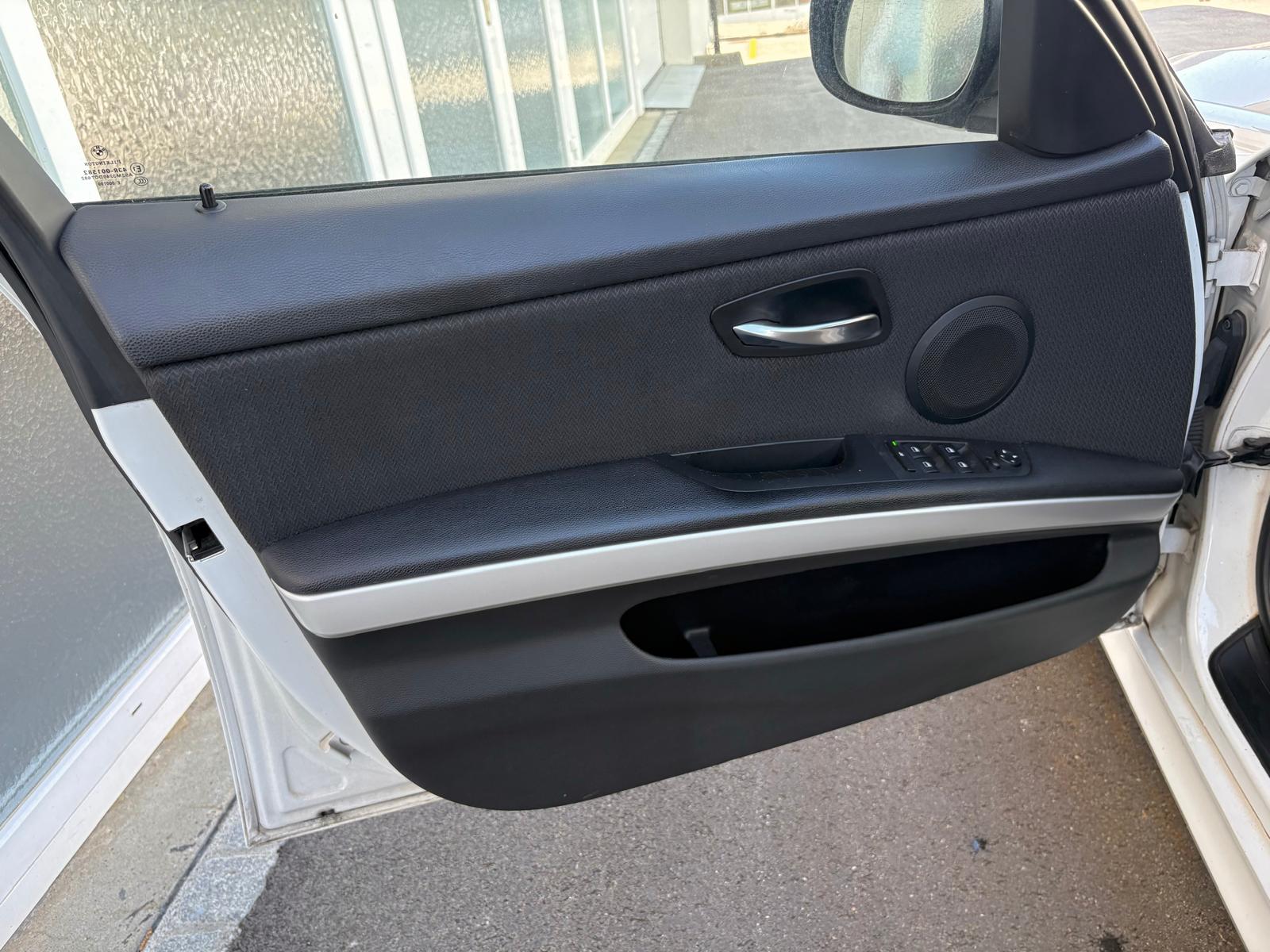 BMW 318i Touring ( MFK 08.07.2026 )-image-5
