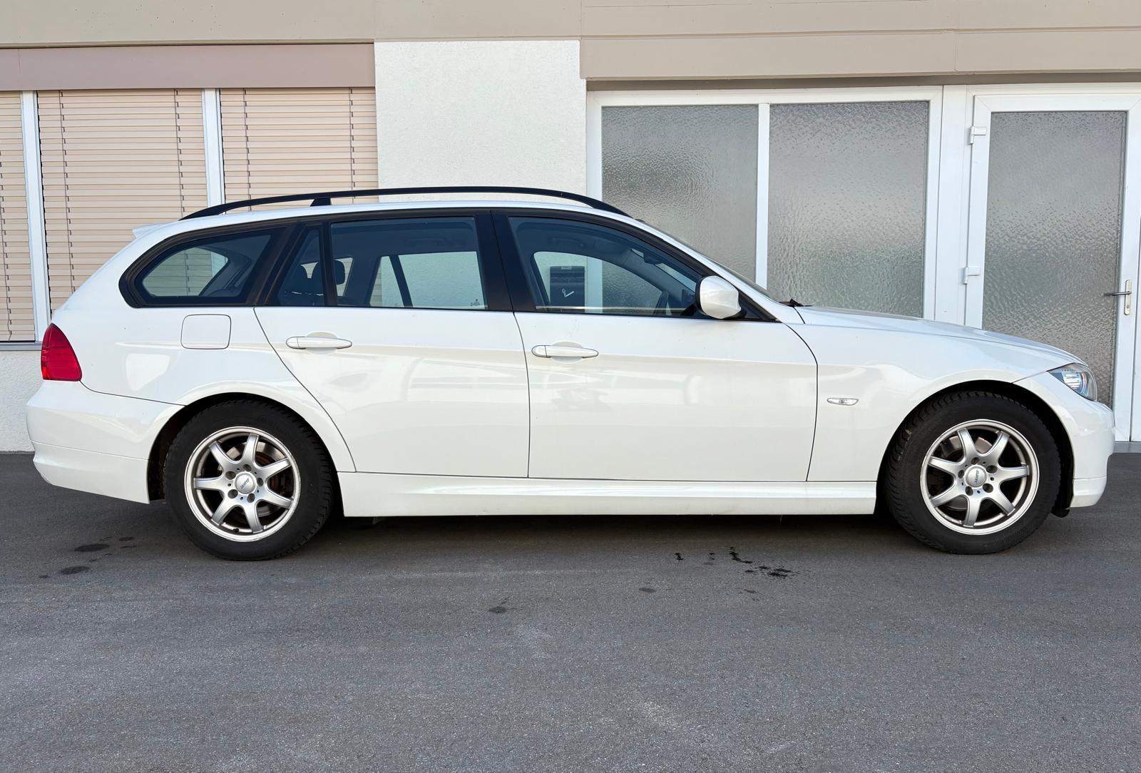 BMW 318i Touring ( MFK 08.07.2026 )-image-1